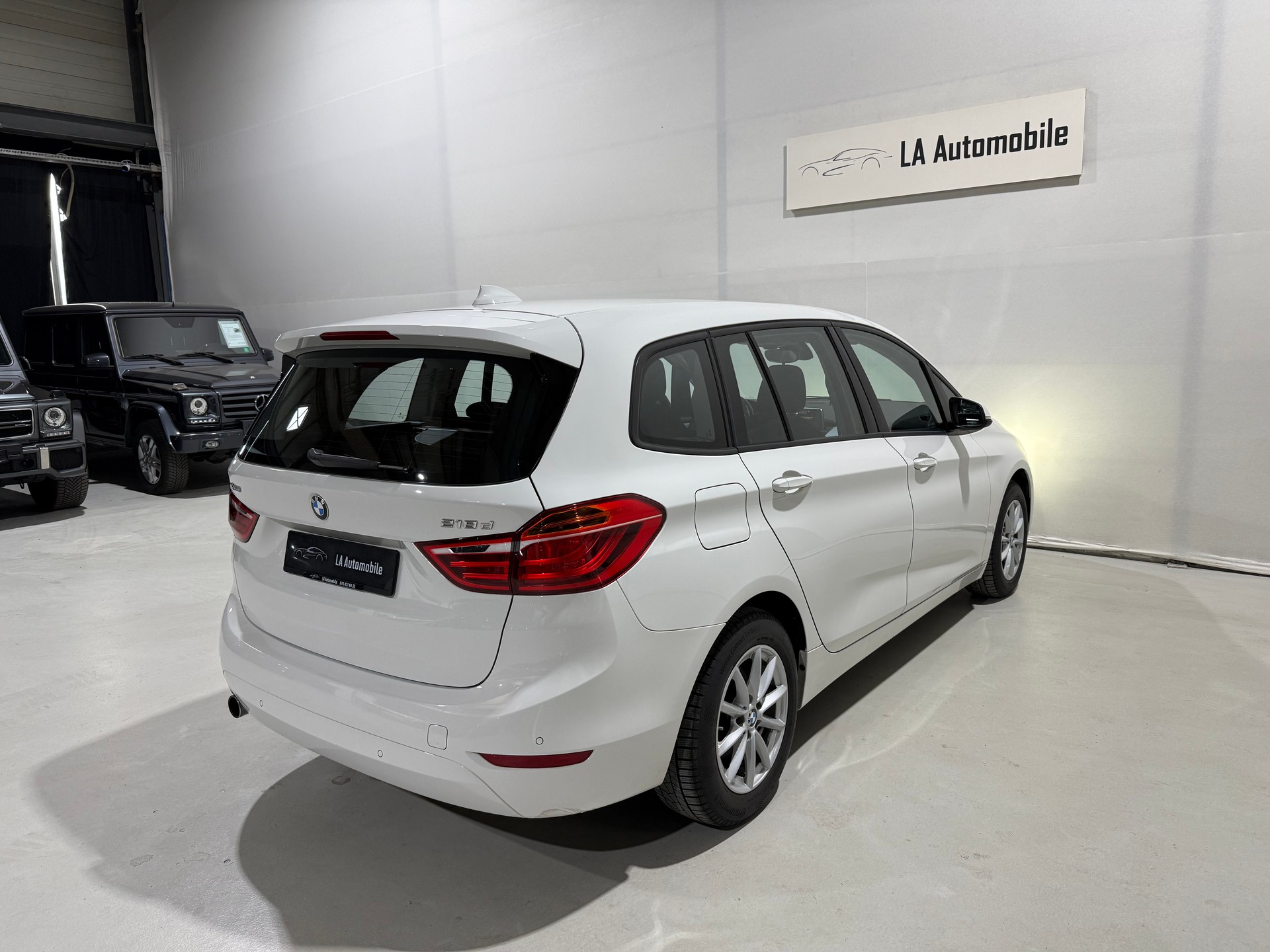 BMW 218d xDrive Gran Tourer Steptronic-image-8