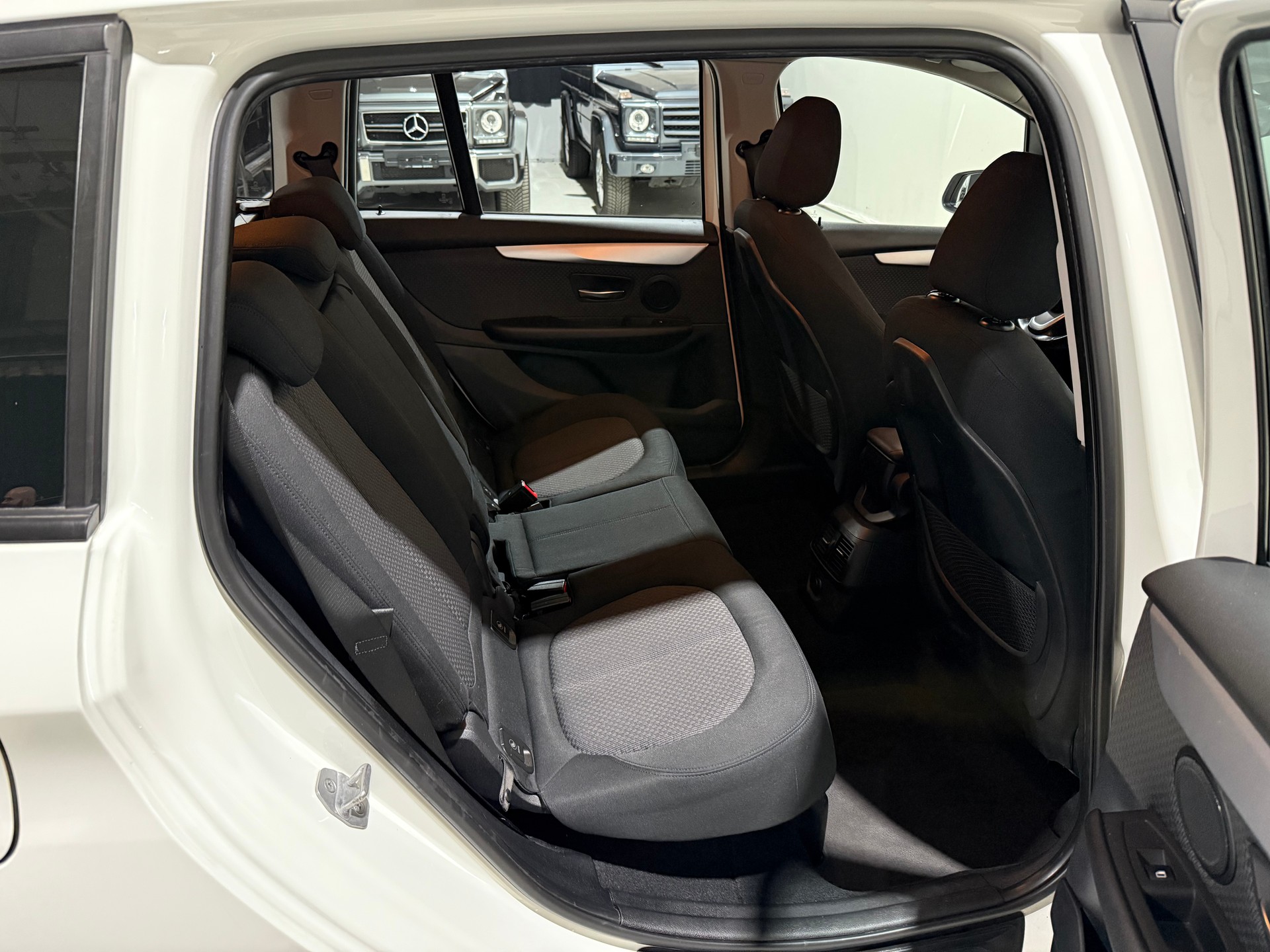BMW 218d xDrive Gran Tourer Steptronic-image-15