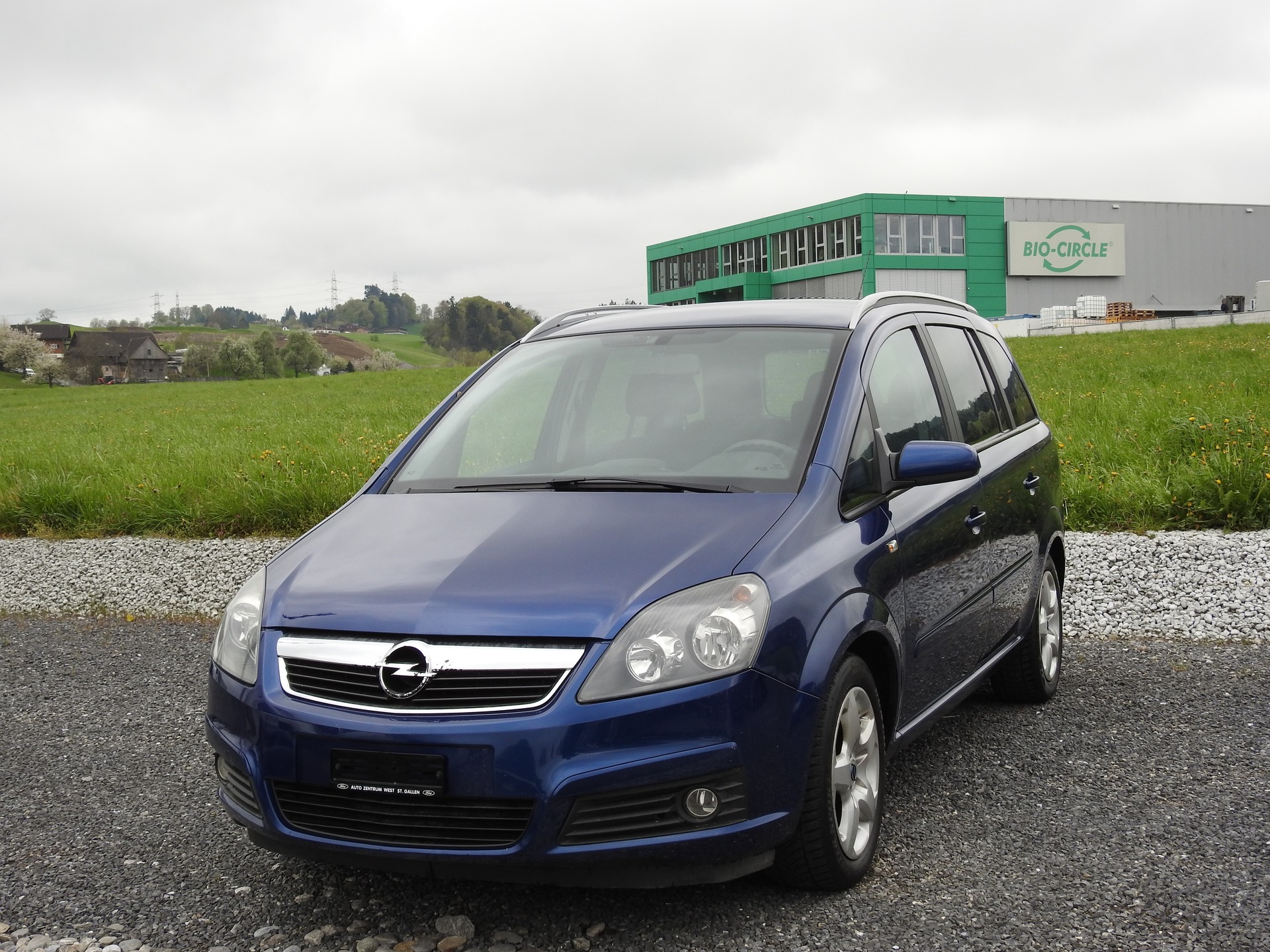 OPEL Zafira 1.9 CDTI Enjoy Automatic-image-0