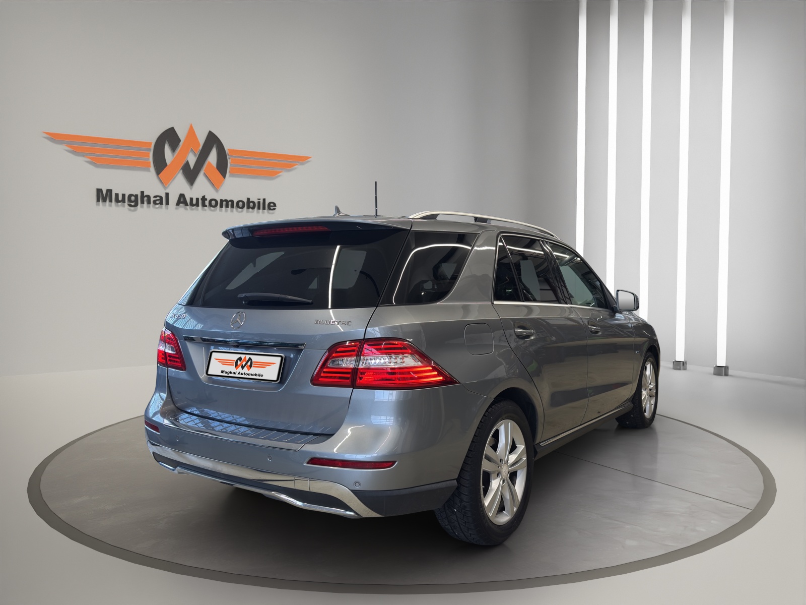 MERCEDES-BENZ ML 350 BlueTEC 4Matic 7G-Tronic-image-3
