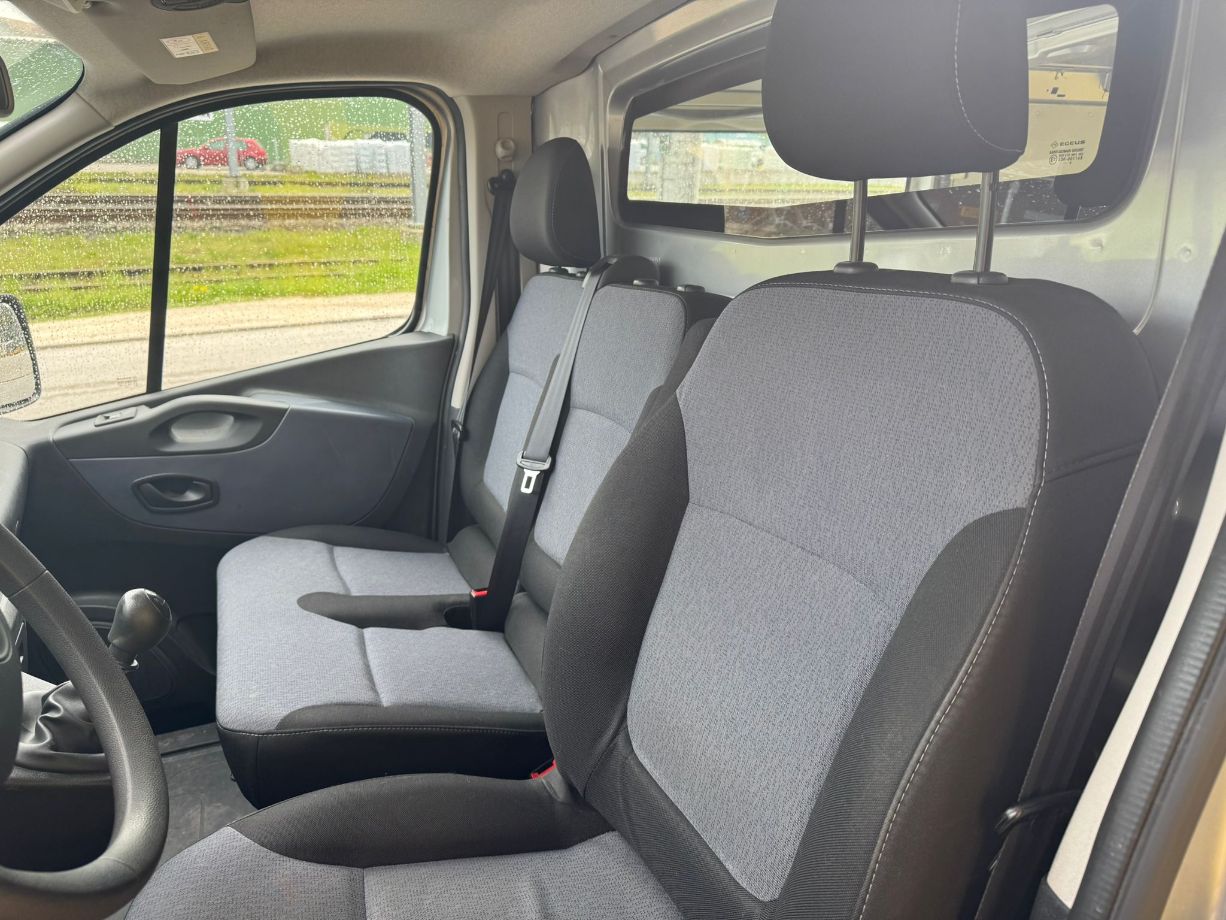 OPEL Vivaro 1.6 BiTurbo CDTI ecoFLEX 2.7t L1H1-image-8