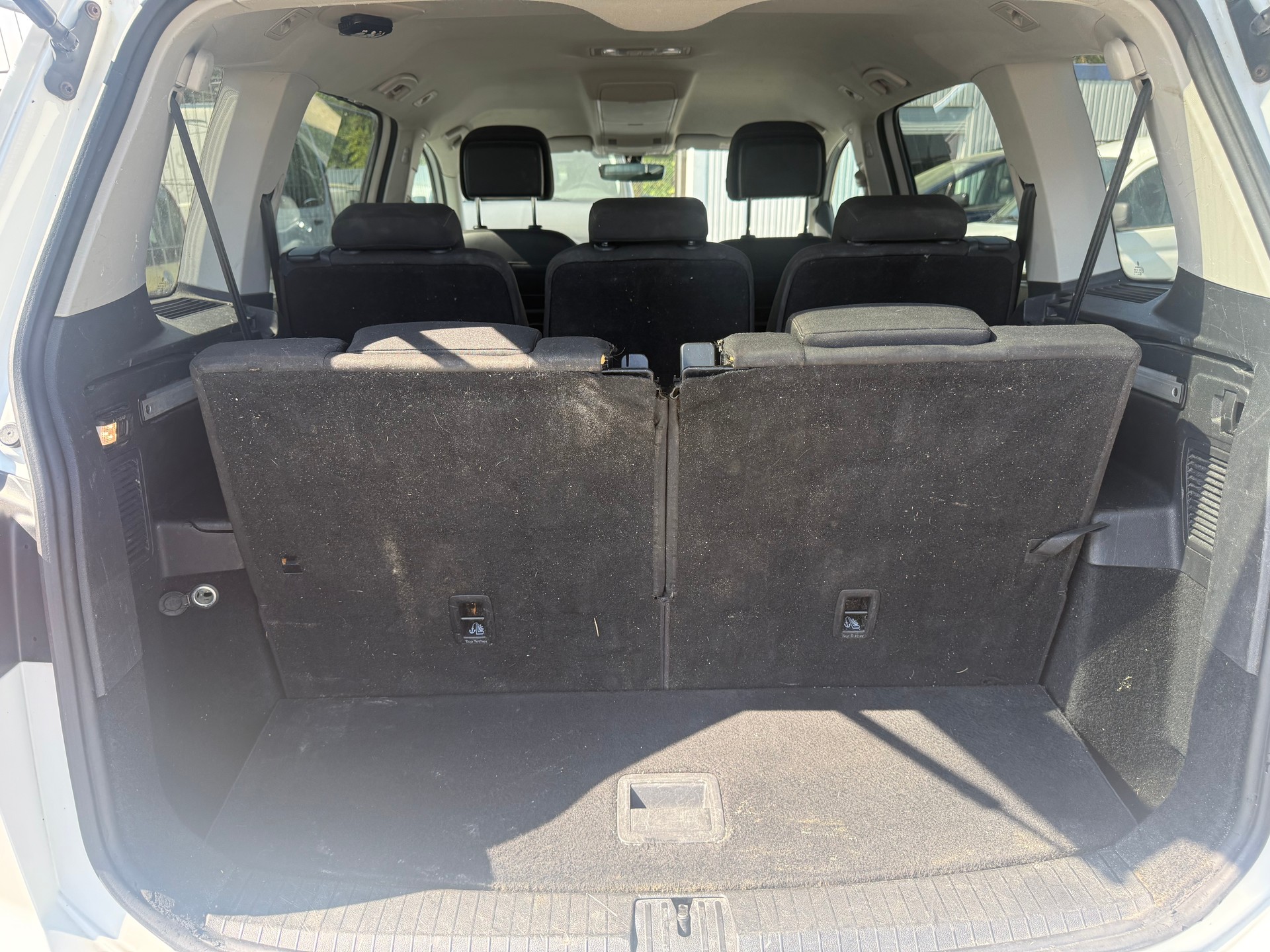 VW Touran 1.4 TSI BlueMotion Technology Trendline-image-10