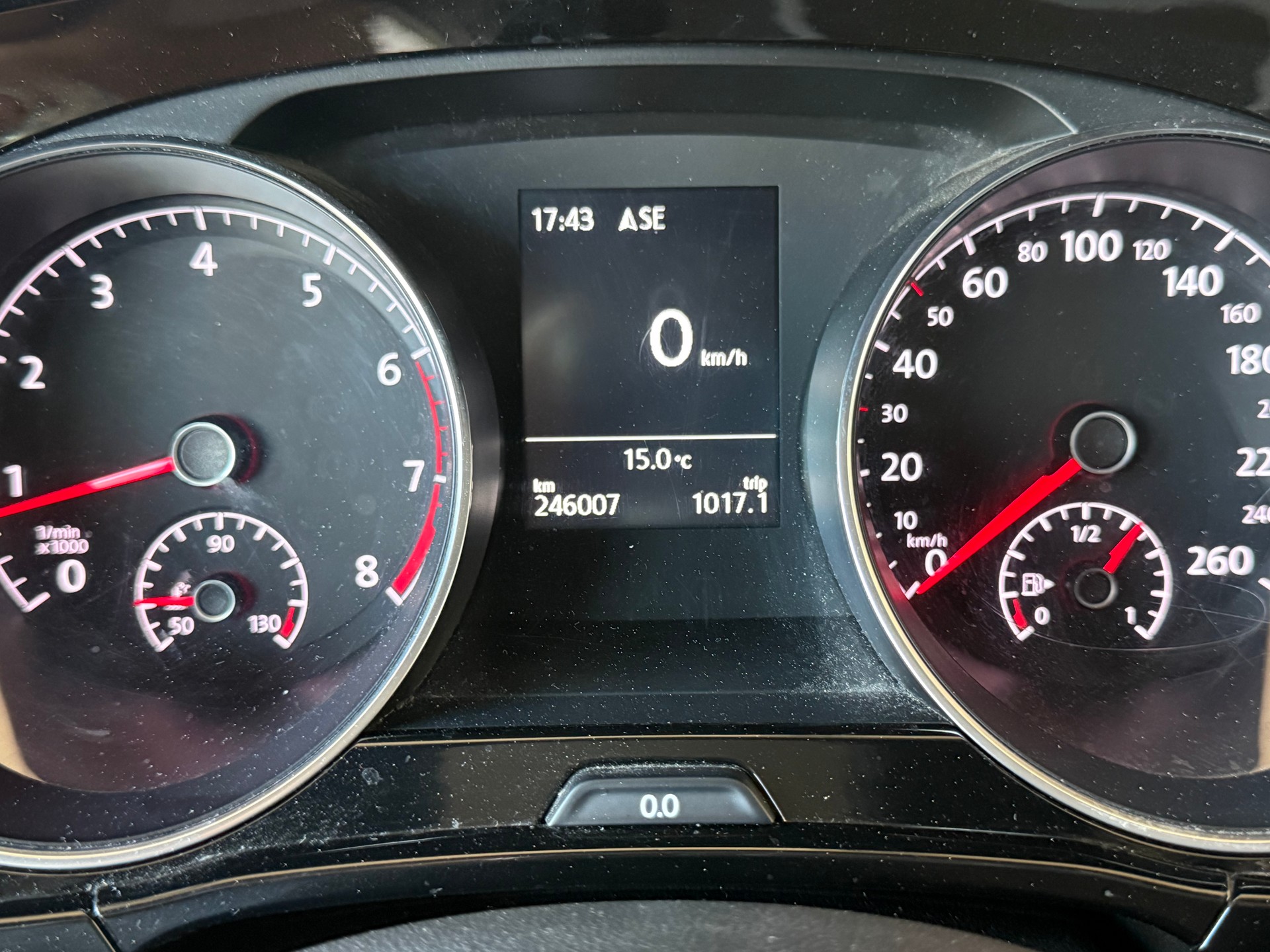 VW Touran 1.4 TSI BlueMotion Technology Trendline-image-11