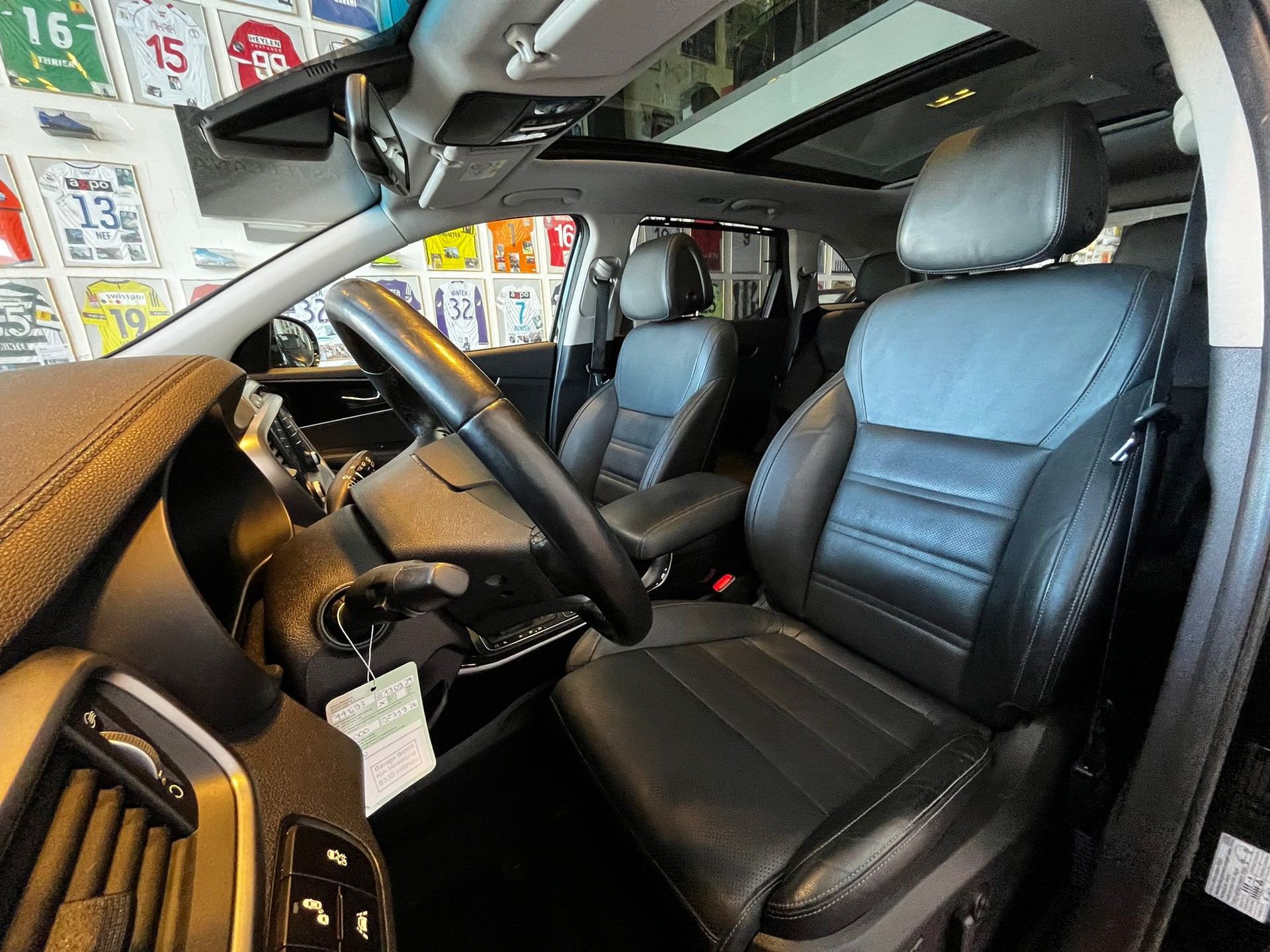 KIA Sorento 2.2 CRDI Style 5P. Automatic-image-13