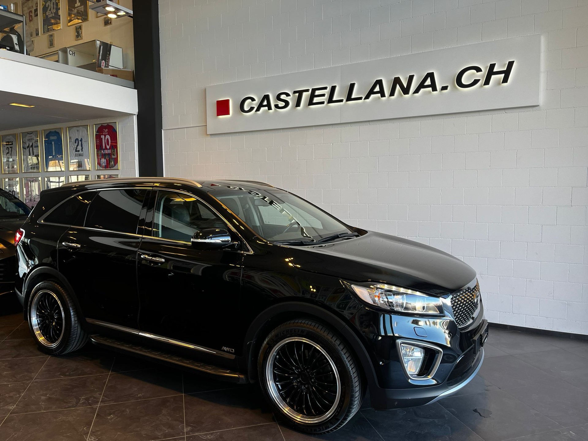 KIA Sorento 2.2 CRDI Style 5P. Automatic-image-0