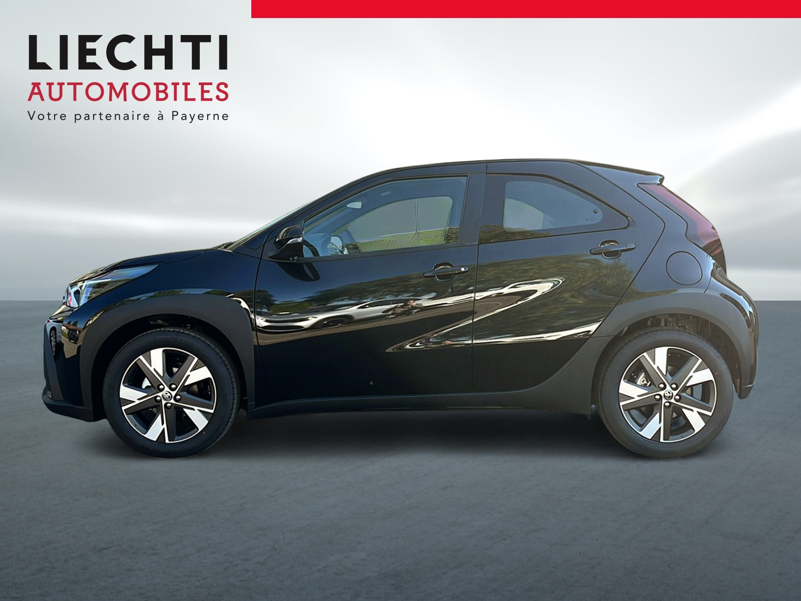 TOYOTA Aygo X 1.5 Comfort e-CVT-image-1