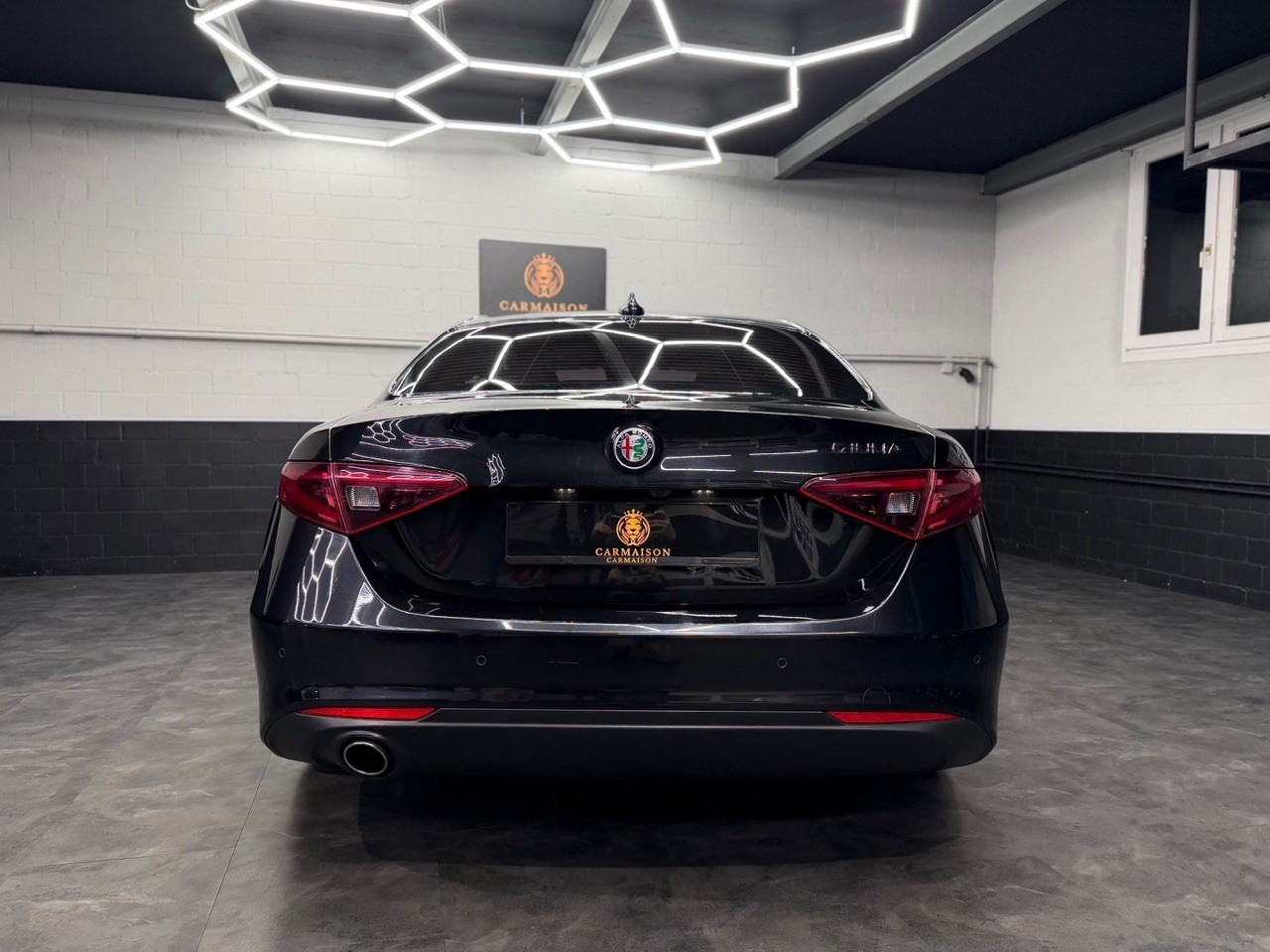 ALFA ROMEO Giulia 2.2 JTDM Super | Rückfahrkamera | DAB-Radio | All BLACK-image-5