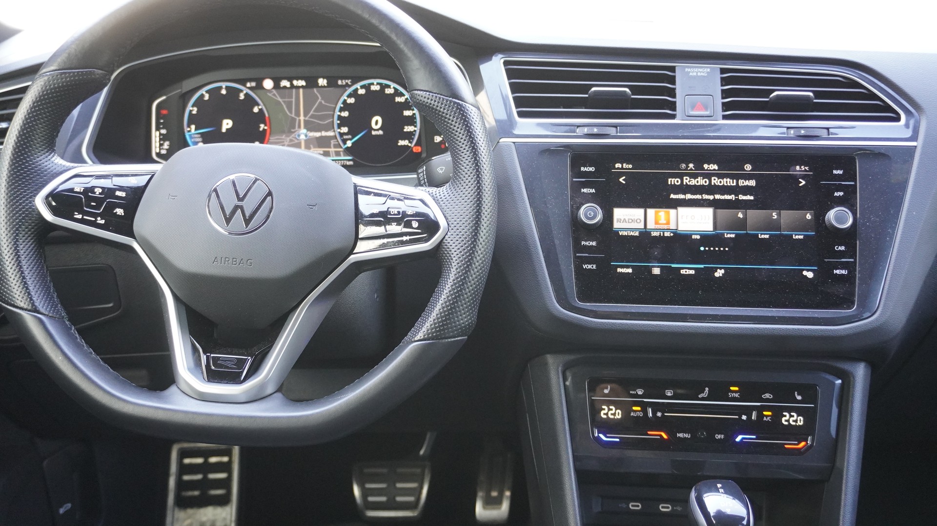 VW Tiguan 2.0TSI R-Line 4Motion DSG-showroom-element-1