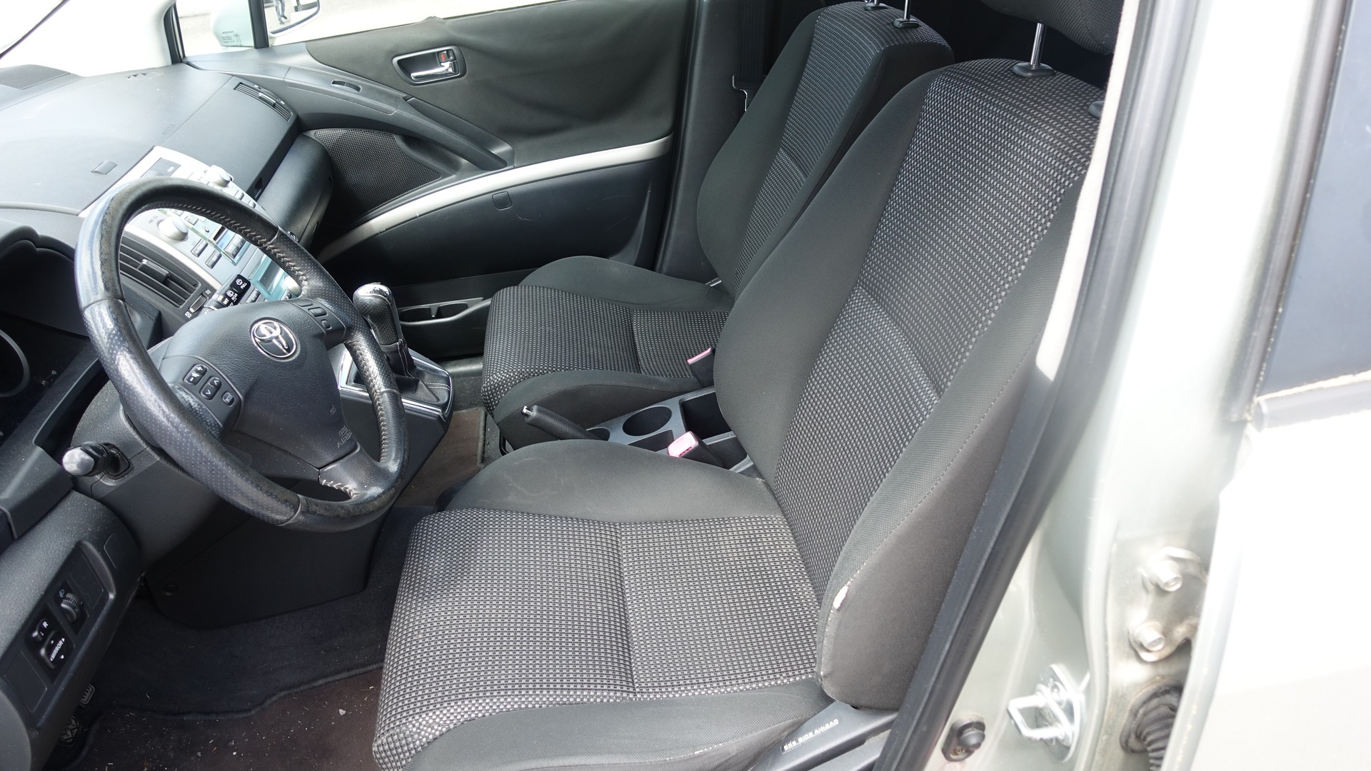 TOYOTA Corolla Verso 2.2 D-4D CleanP. Linea Sol Prem.-image-6