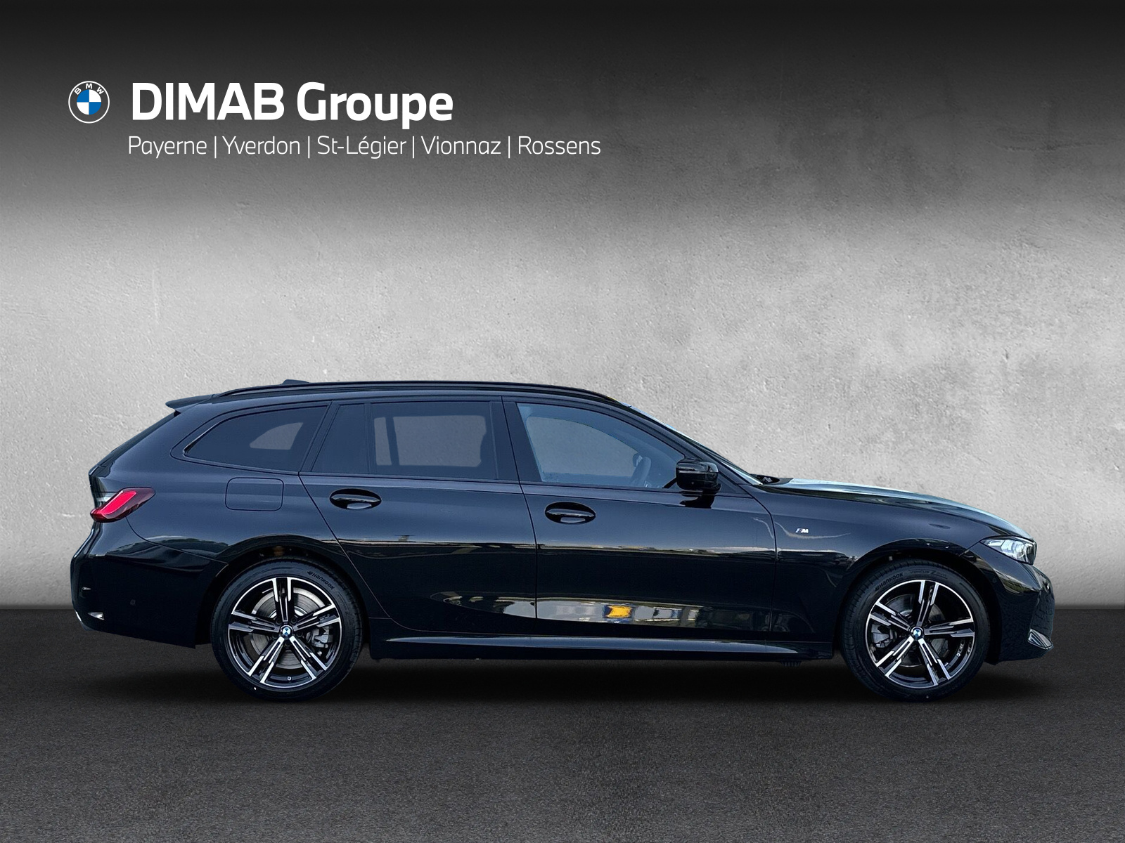 BMW 330e x DriveTouring Steptronic M Sport **Action de leasing à 0.9%**-image-5