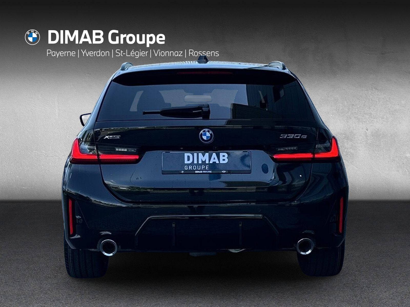 BMW 330e x DriveTouring Steptronic M Sport **Action de leasing à 0.9%**-image-3