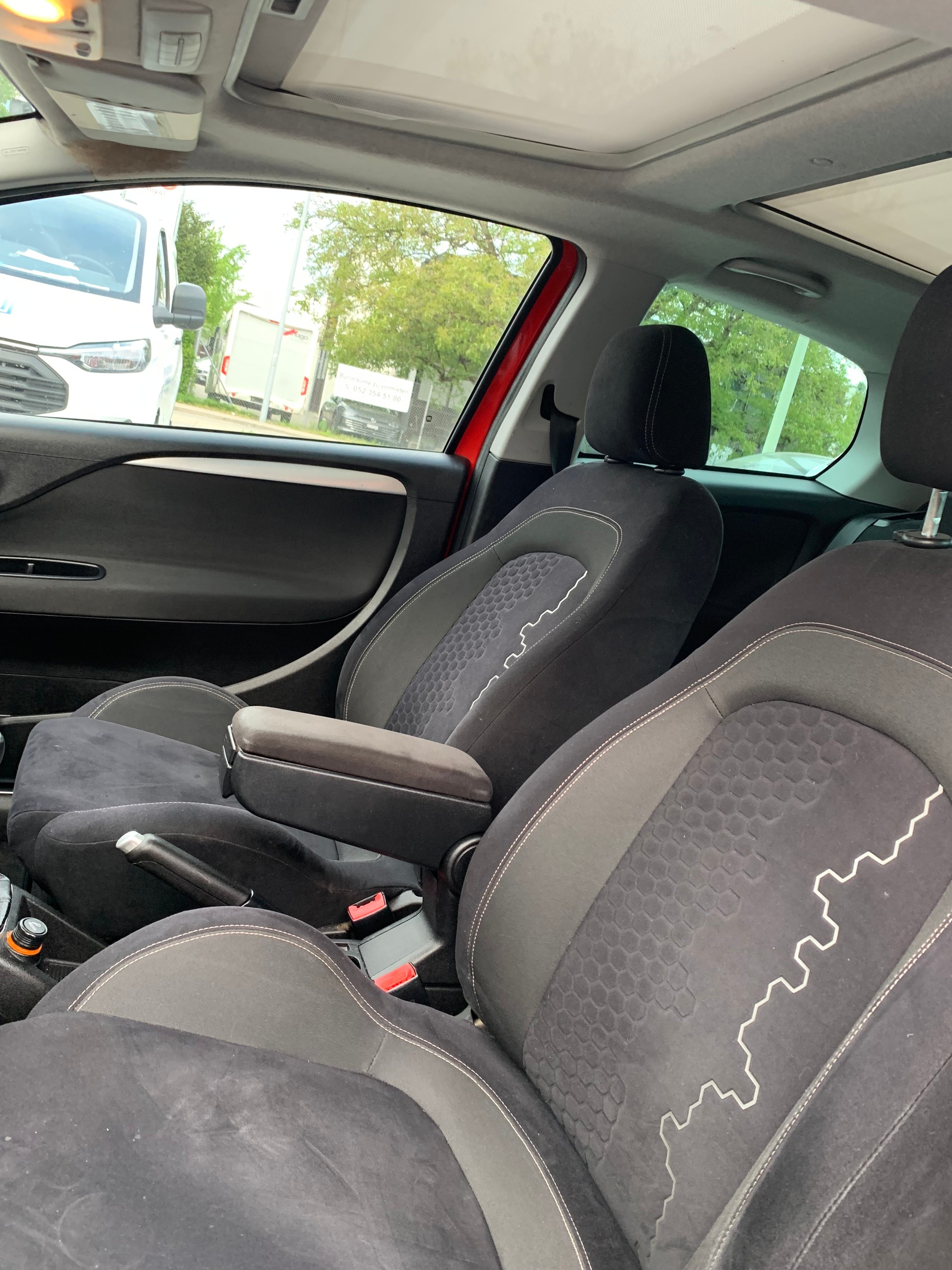 FIAT Punto 1.4 16V Turbo Sport-image-7