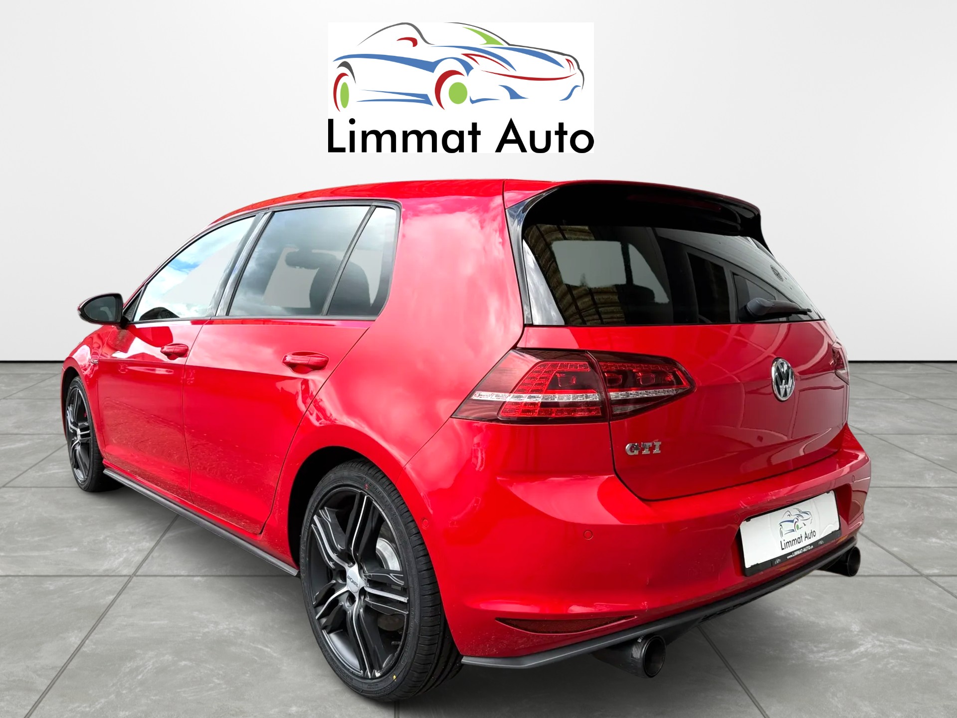 VW Golf 2.0 TSI GTI-image-3