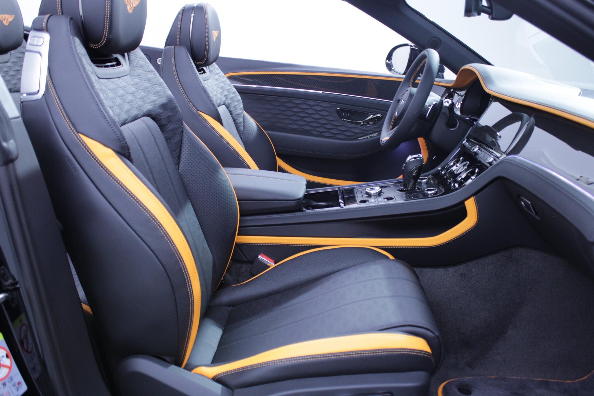 BENTLEY Continental GTC 4.0 V8 Hybrid Speed-image-18