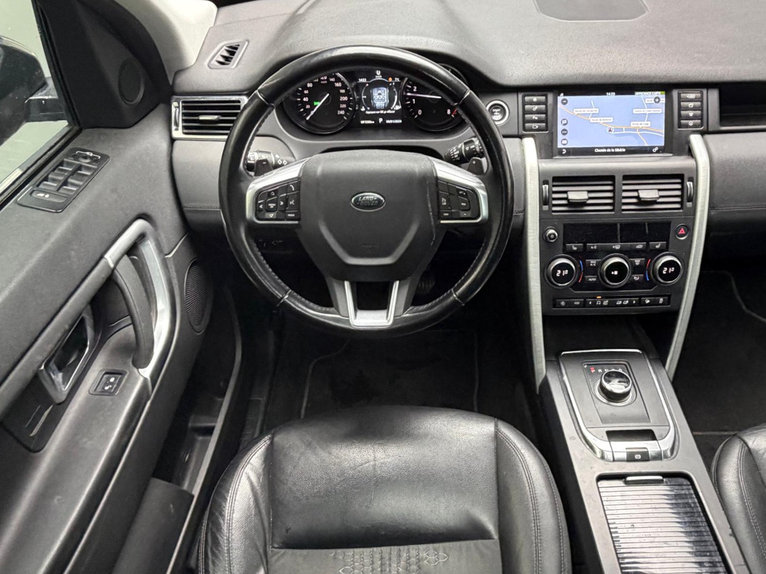 LAND ROVER Discovery Sport 2.0 Si4 HSE Advantage AT9-image-16