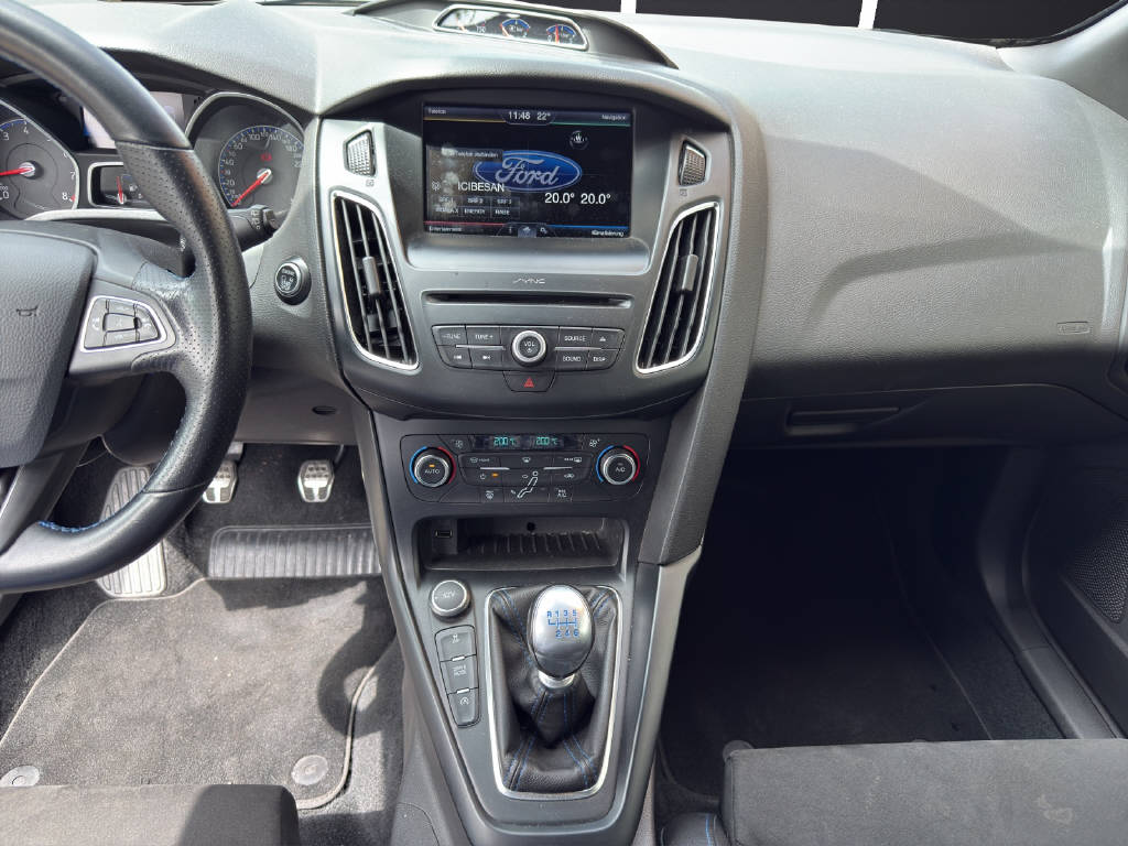 FORD Focus 2.3 EcoB RS-image-14