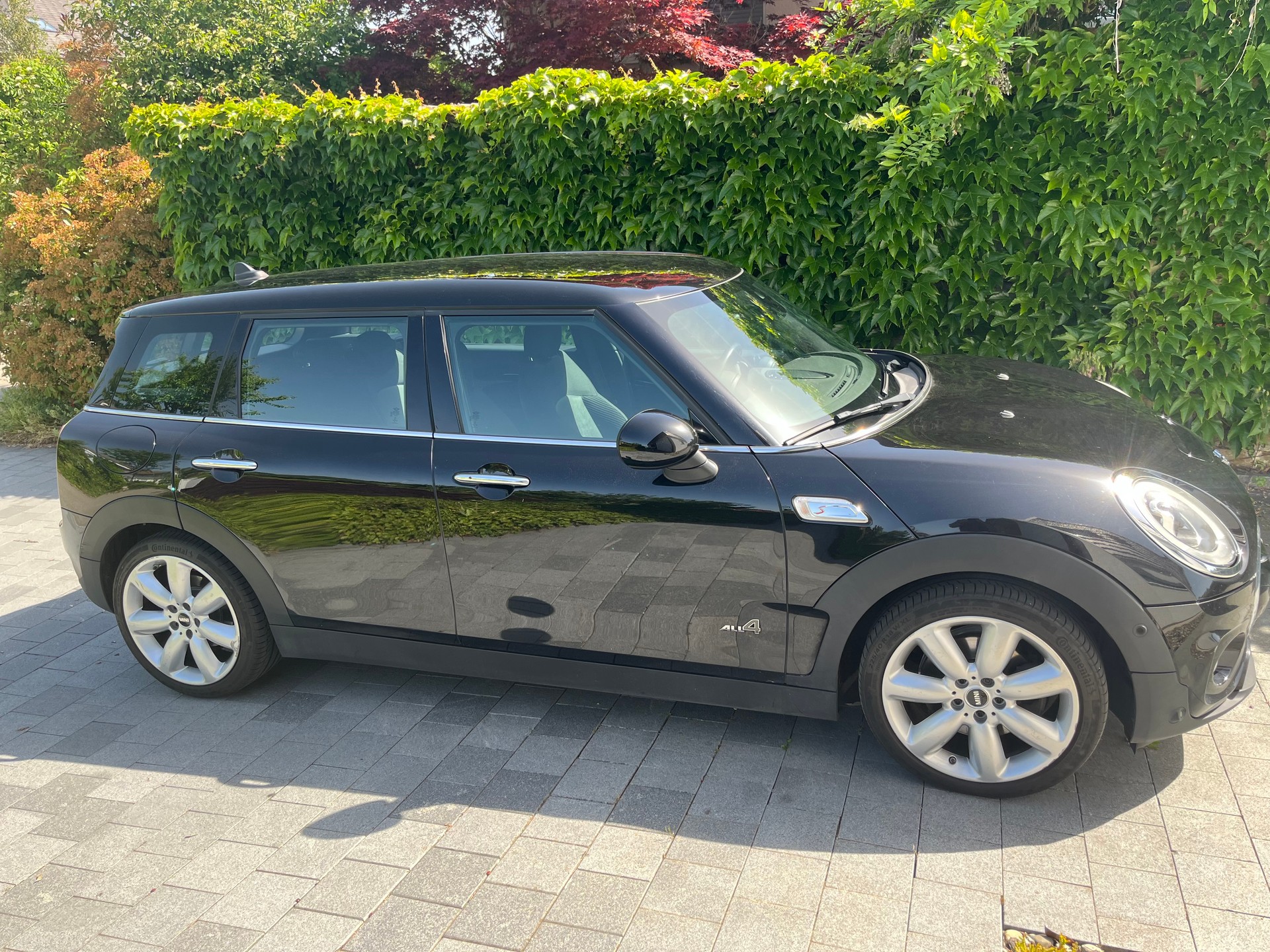 MINI 2.0i Cooper S ALL4-image-2