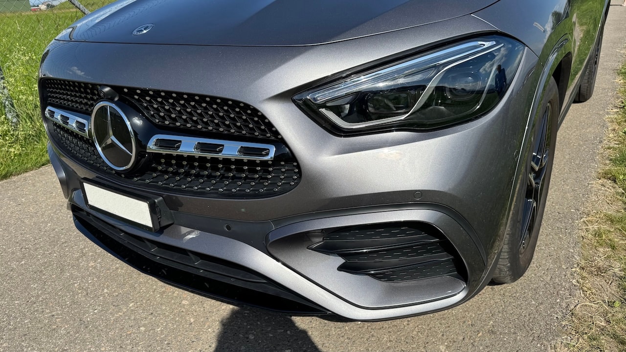 MERCEDES-BENZ GLA 250 4Matic 8G-DCT-image-7