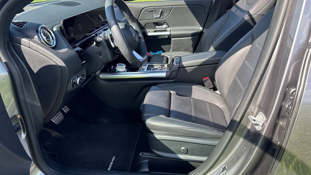 MERCEDES-BENZ GLA 250 4Matic 8G-DCT-image-15