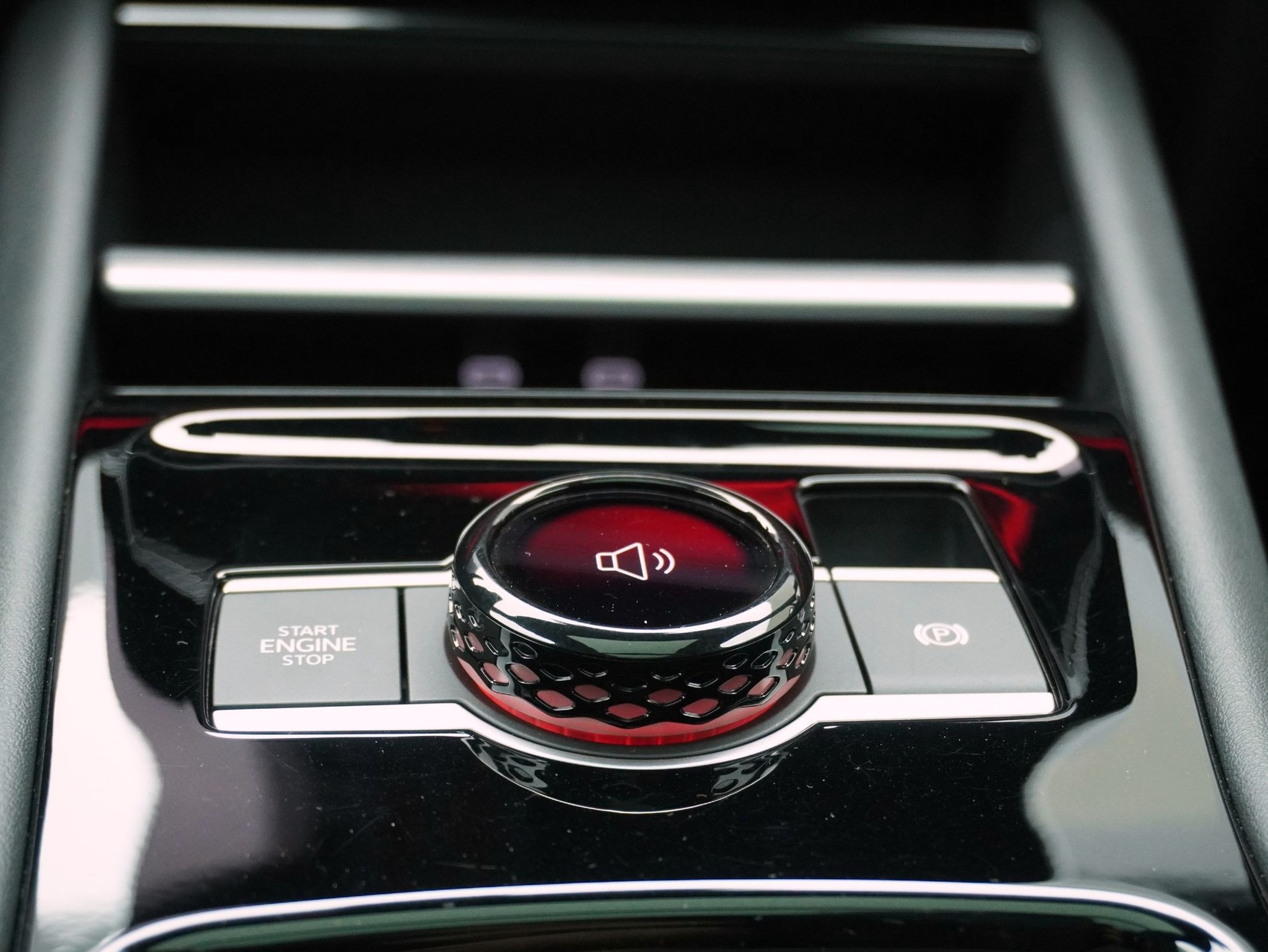 VW Tiguan 2.0 TSI DSG R-Line 4Motion-image-17