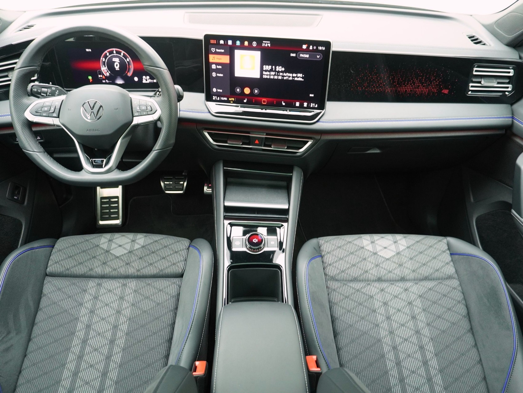 VW Tiguan 2.0 TSI DSG R-Line 4Motion-image-15