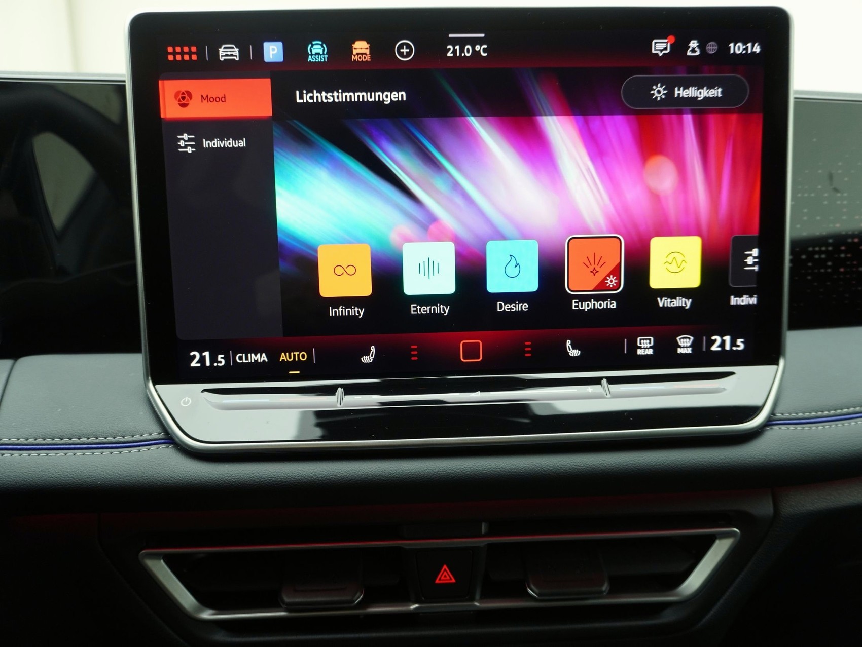 VW Tiguan 2.0 TSI DSG R-Line 4Motion-image-25