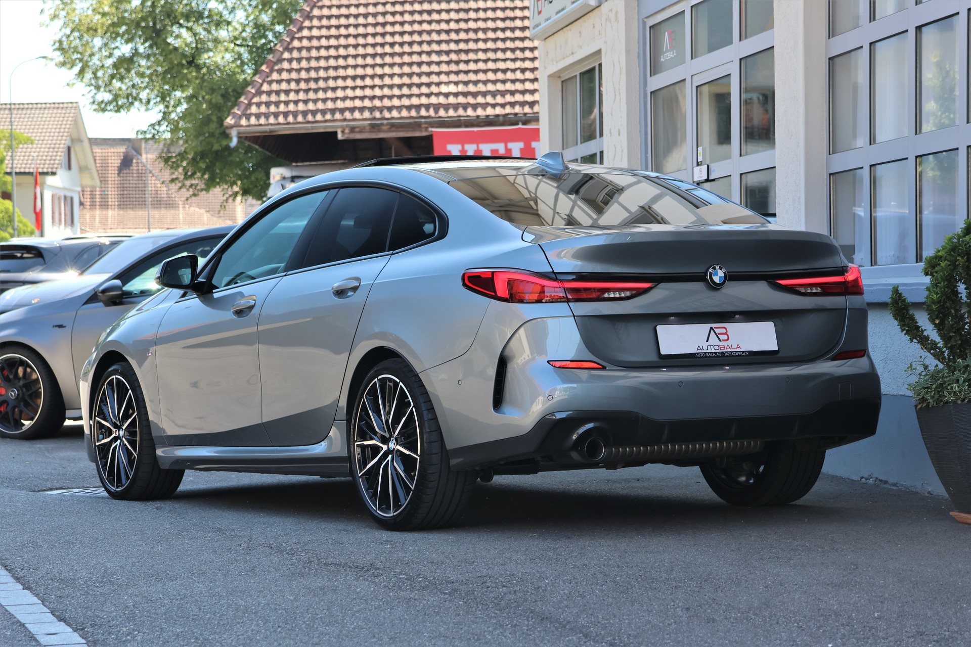 BMW 218i Gran Coupé M Sport Steptronic-image-2