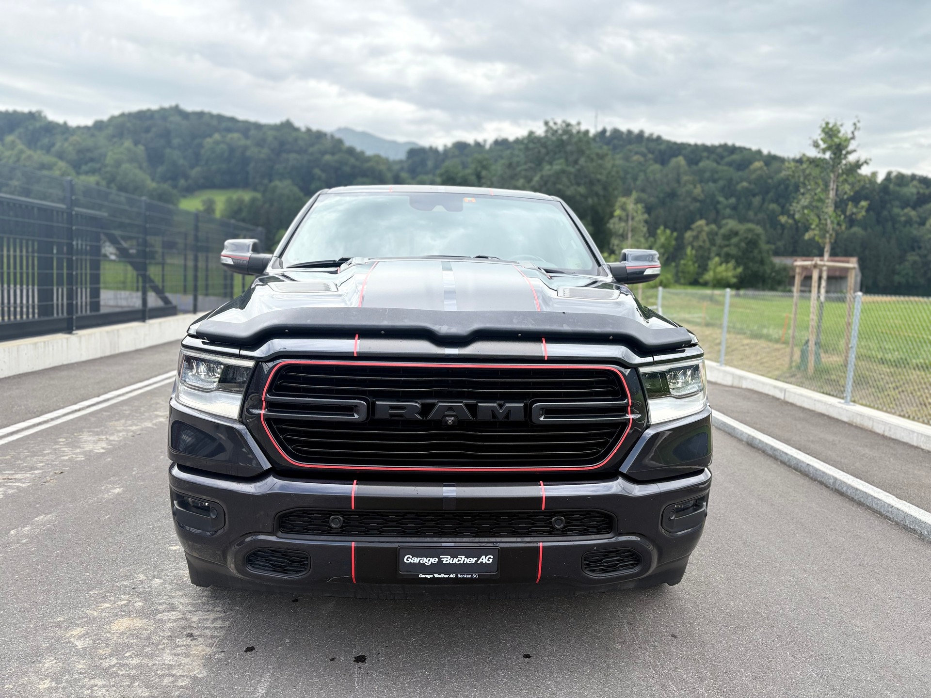 DODGE Ram Sport 1500 4x4 Hemi V8-image-7