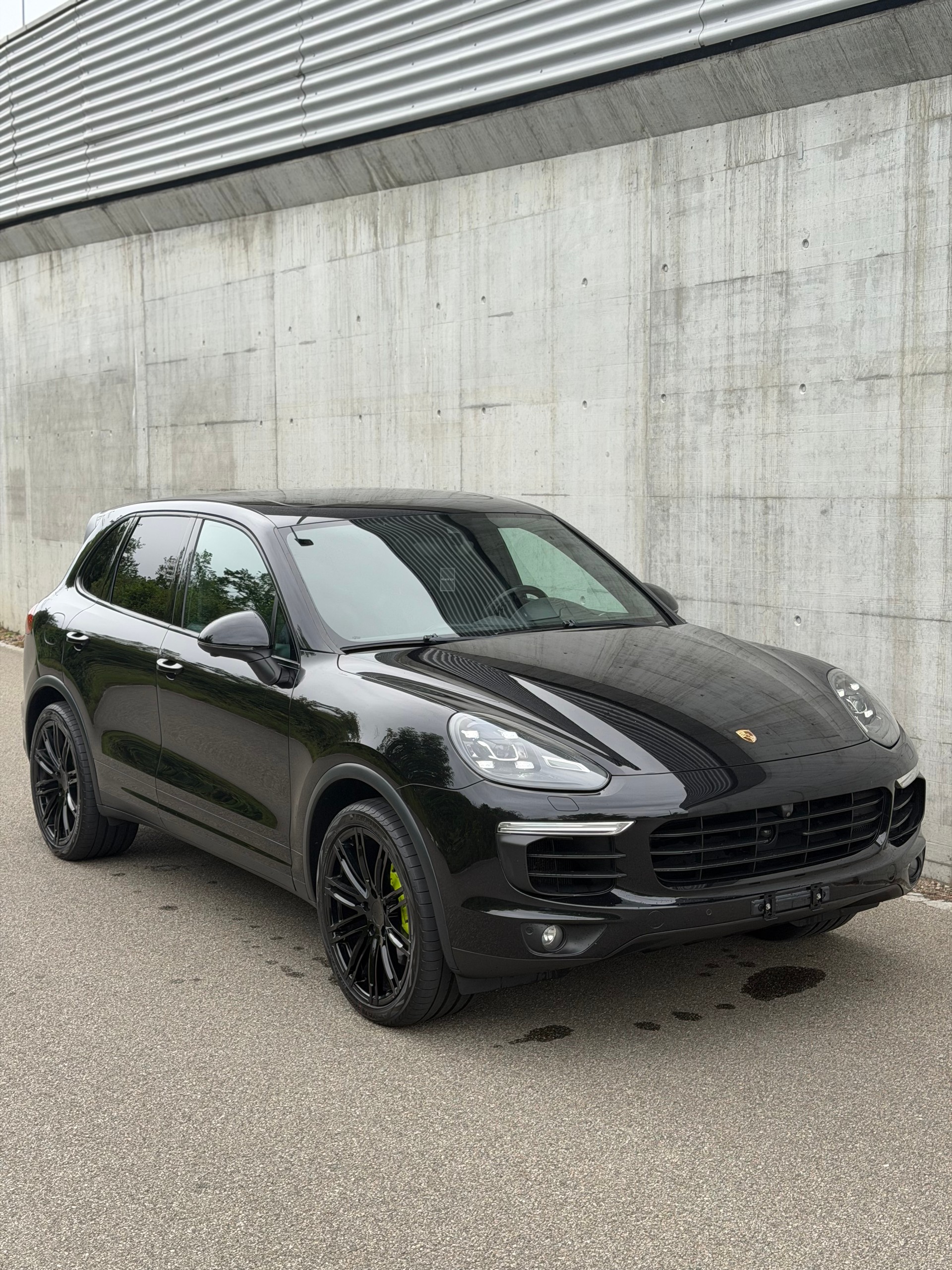 PORSCHE 3.0 V6 S E-Hybrid-image-1