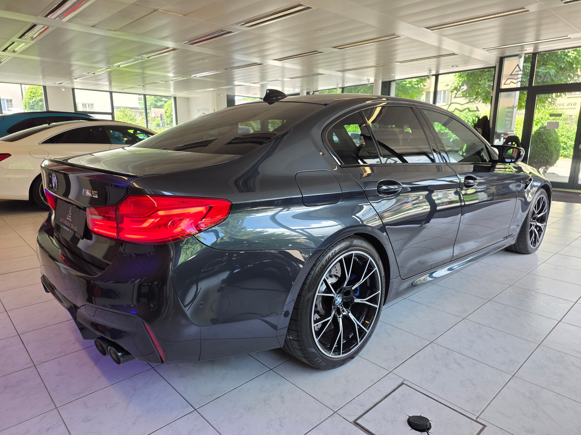 BMW M5 xDrive-image-15