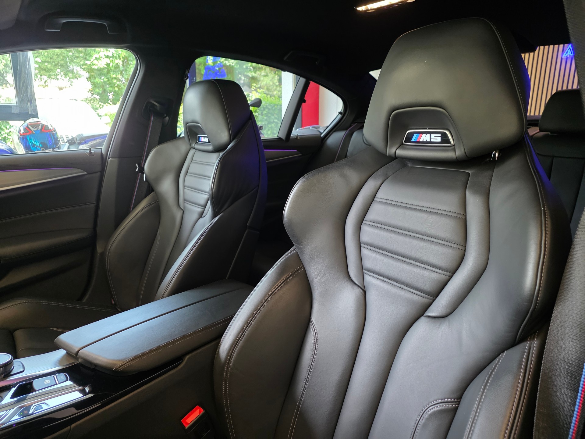 BMW M5 xDrive-image-4