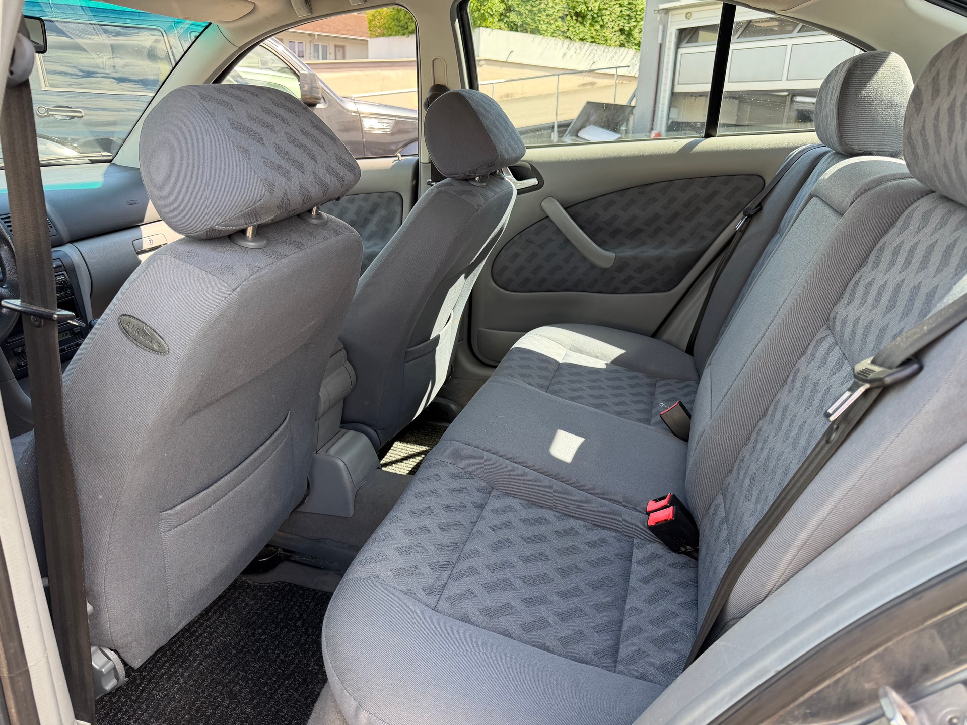 SKODA Octavia 1.8 Turbo SLX-image-7