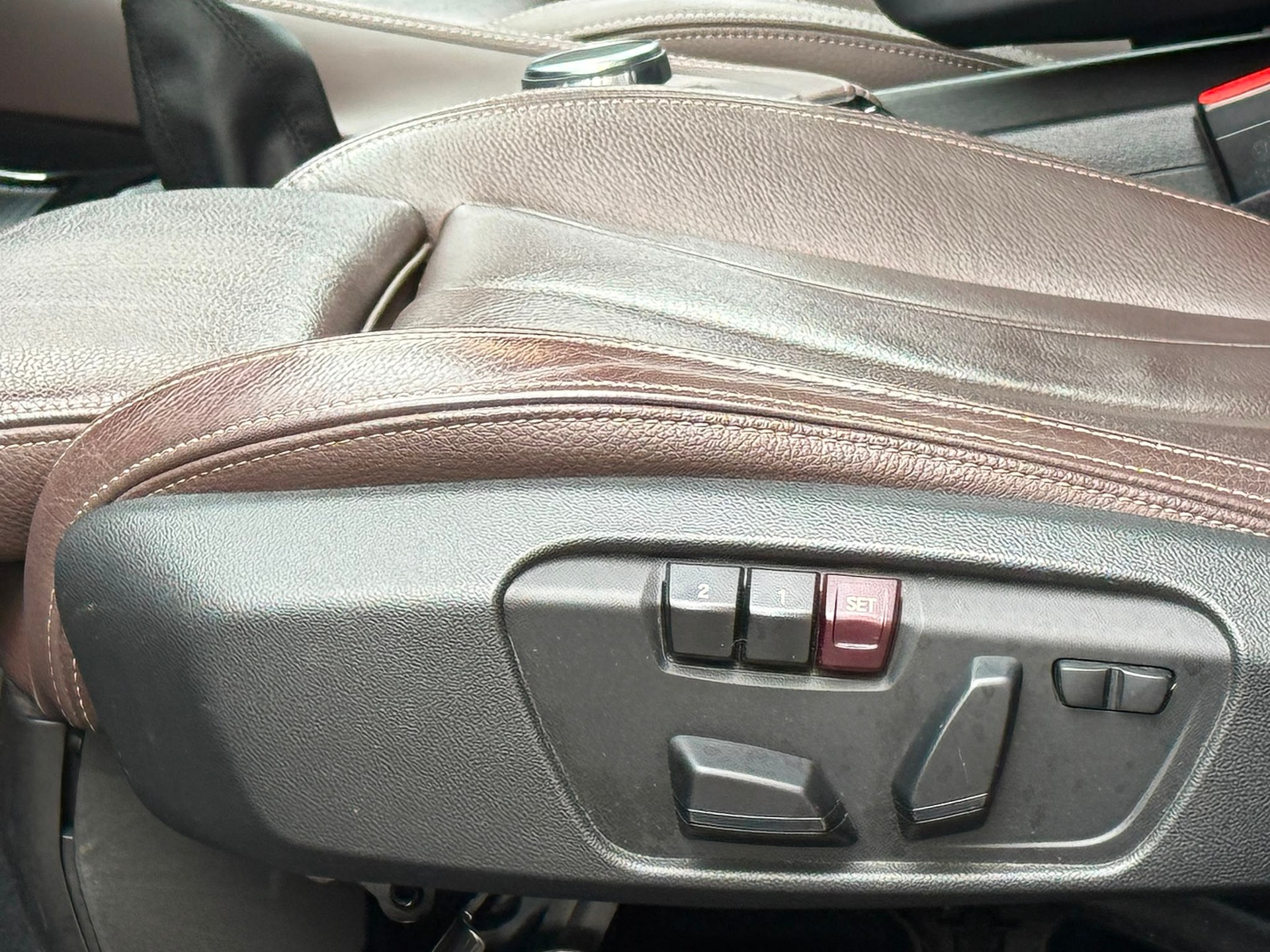 BMW X1 25i xDrive SAG-image-9