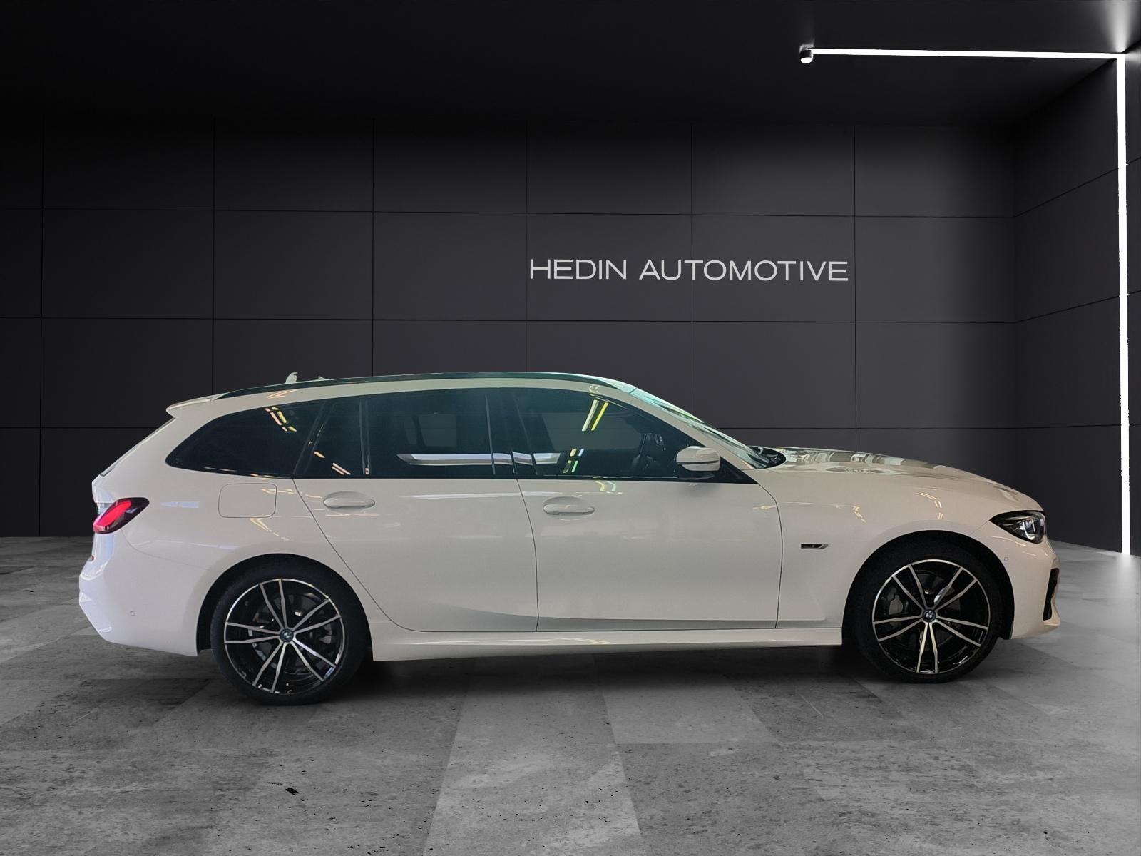 BMW 330e xDrive SAG Touring-image-5