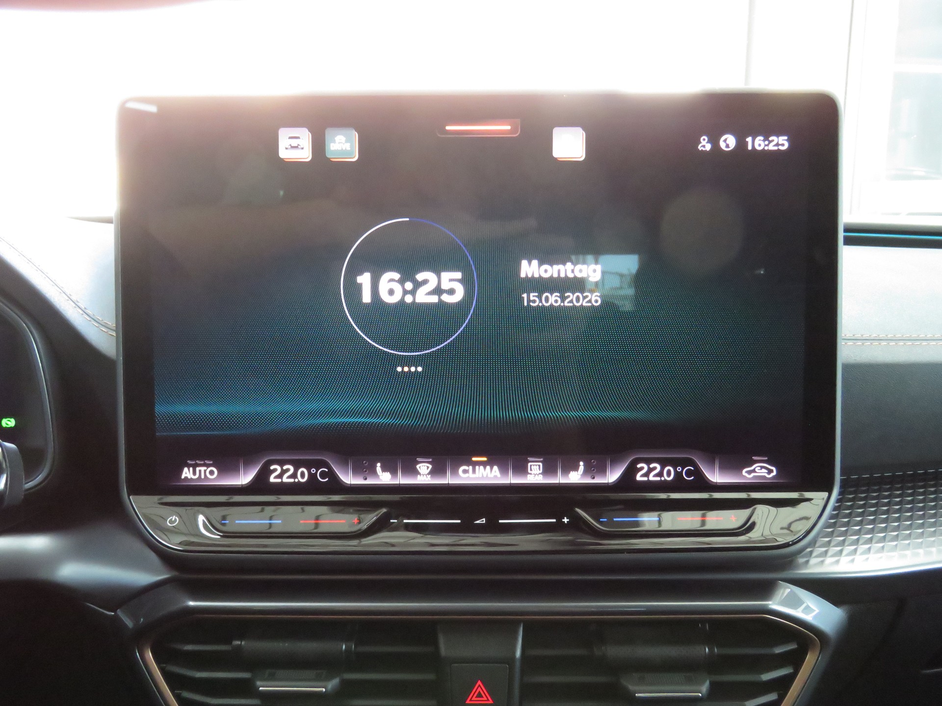 CUPRA Formentor 1.5 TSI DSG-image-17