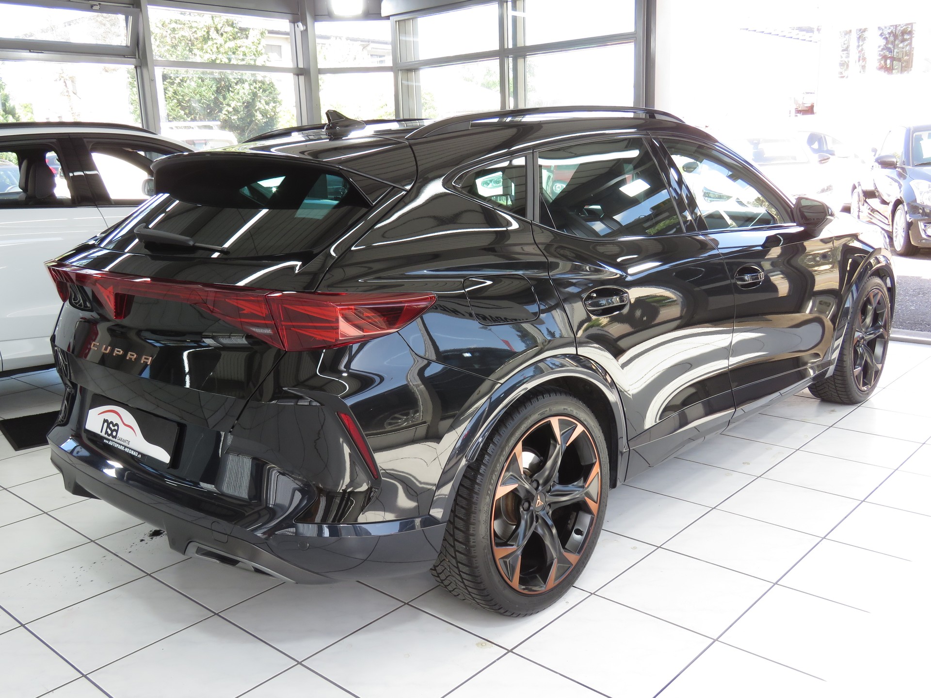 CUPRA Formentor 1.5 TSI DSG-image-3