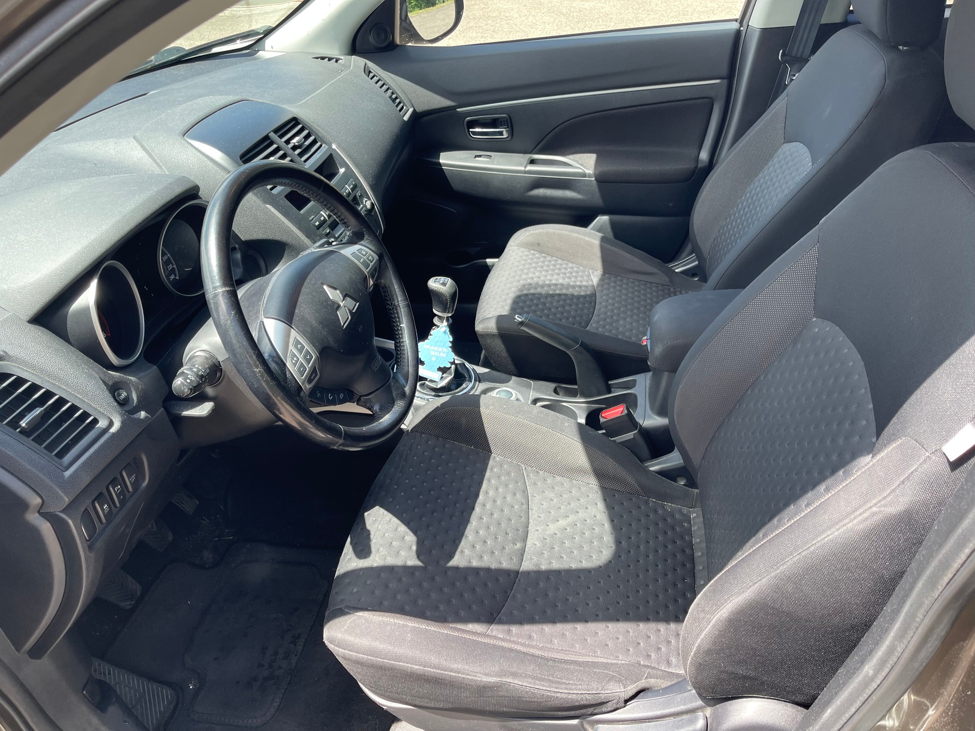 MITSUBISHI ASX 1.8 DID Intense 4WD-image-7