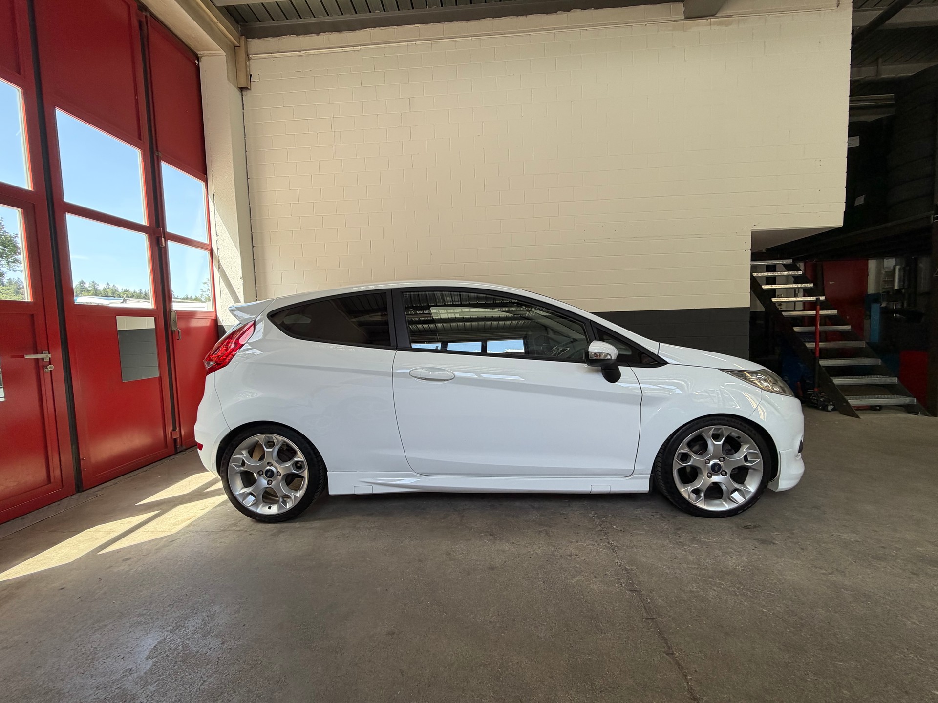FORD Fiesta 1.6 16V Sport //NEU AB MFK!-image-4
