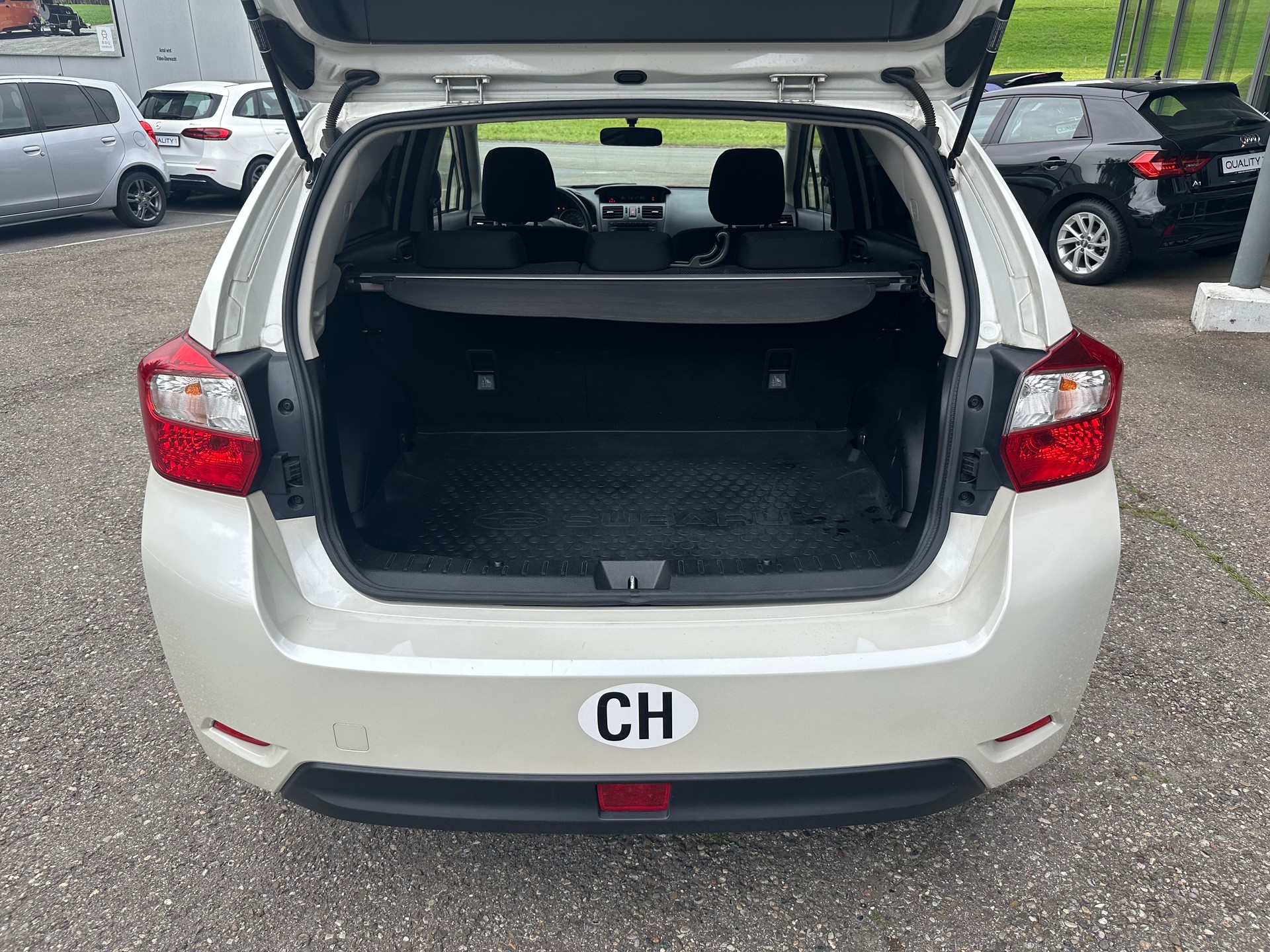 SUBARU Impreza 1.6 Swiss one CVT-image-13