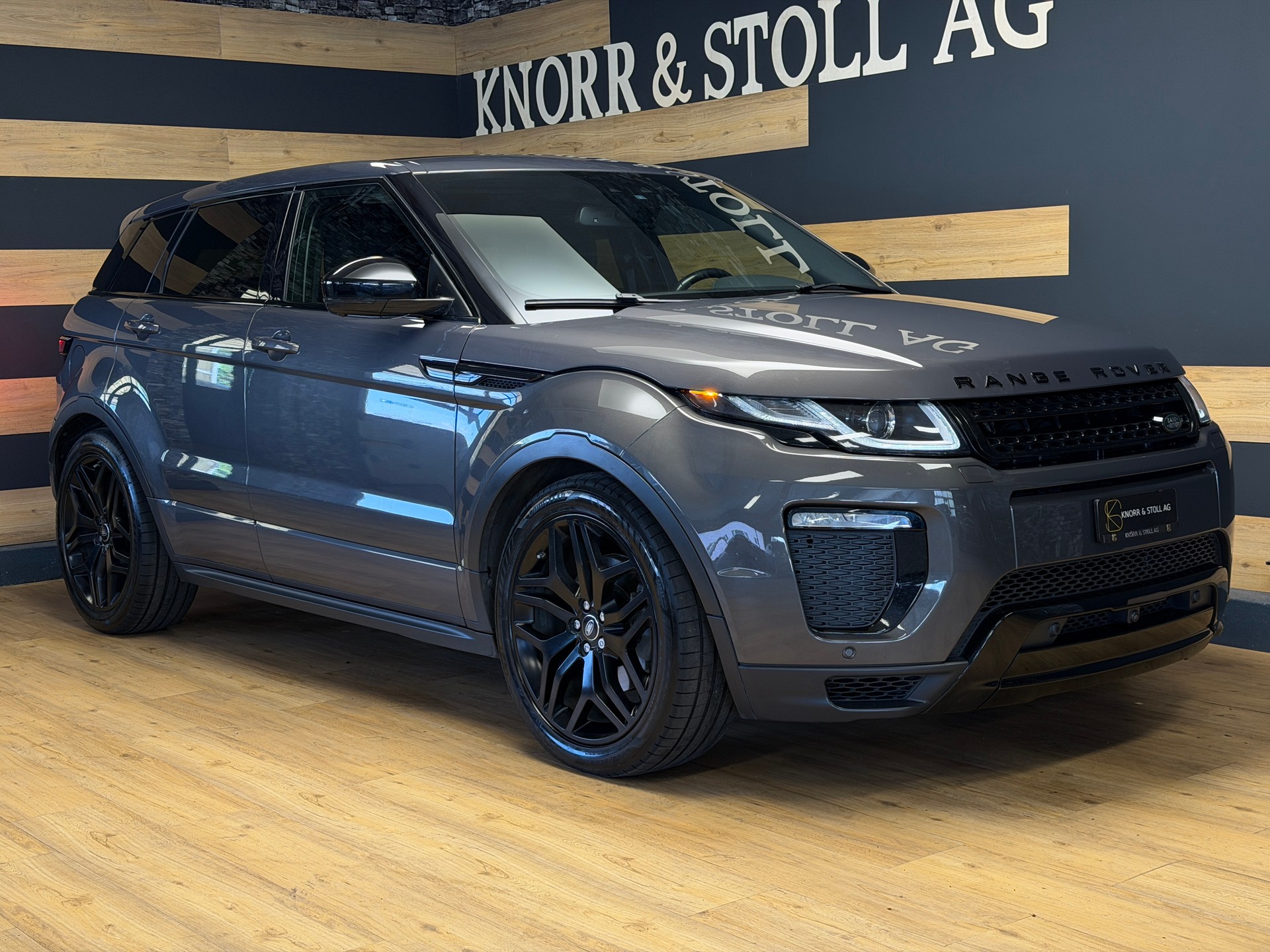 LAND ROVER Range Rover Evoque 2.0 TD4 HSE Dynamic AT9-image-2