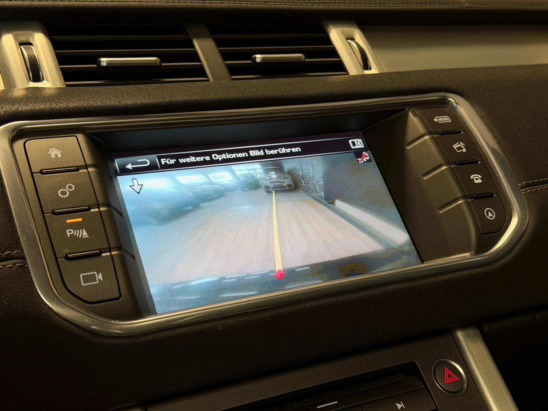 LAND ROVER Range Rover Evoque 2.0 TD4 HSE Dynamic AT9-image-6