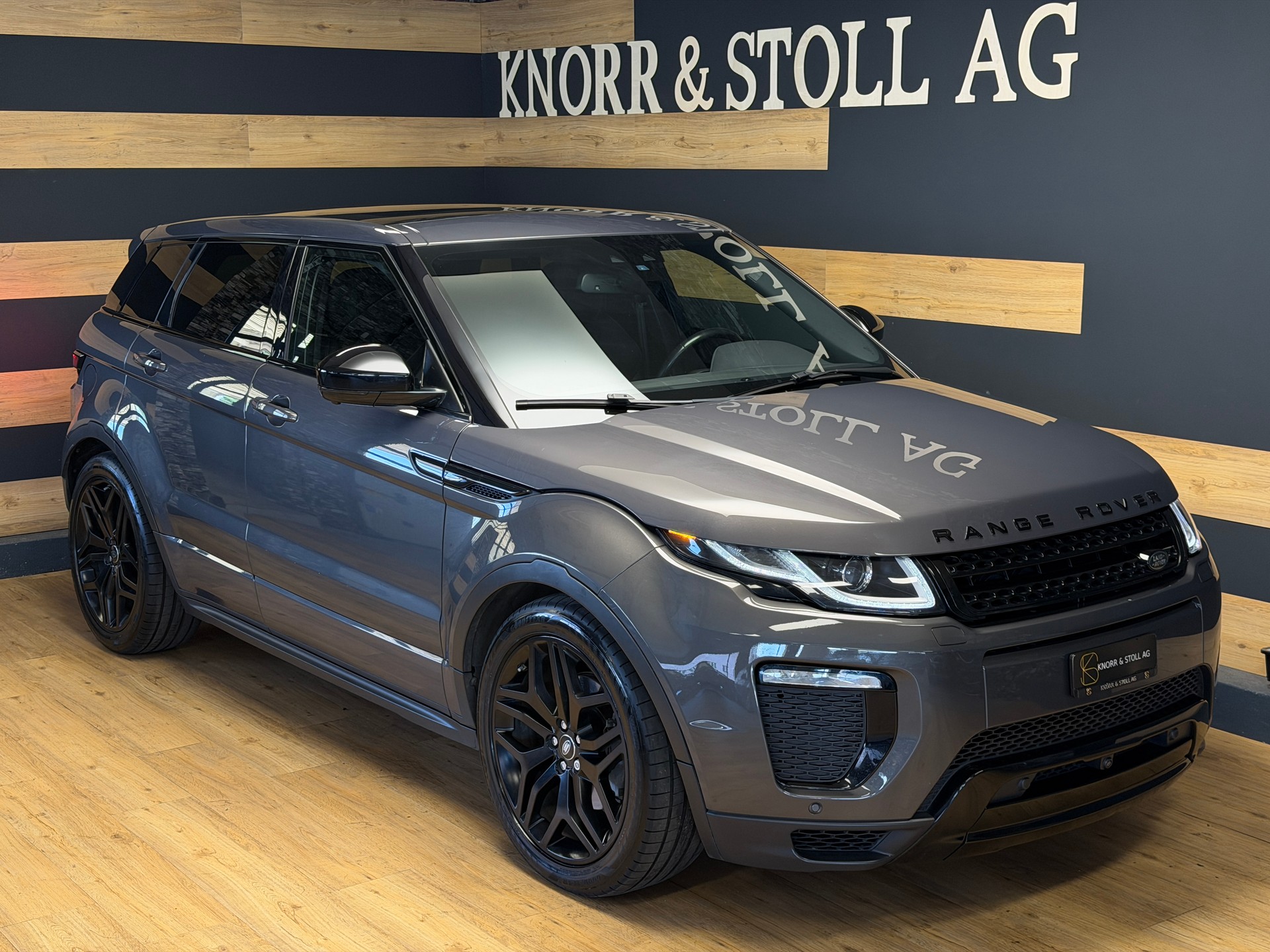 LAND ROVER Range Rover Evoque 2.0 TD4 HSE Dynamic AT9-image-3