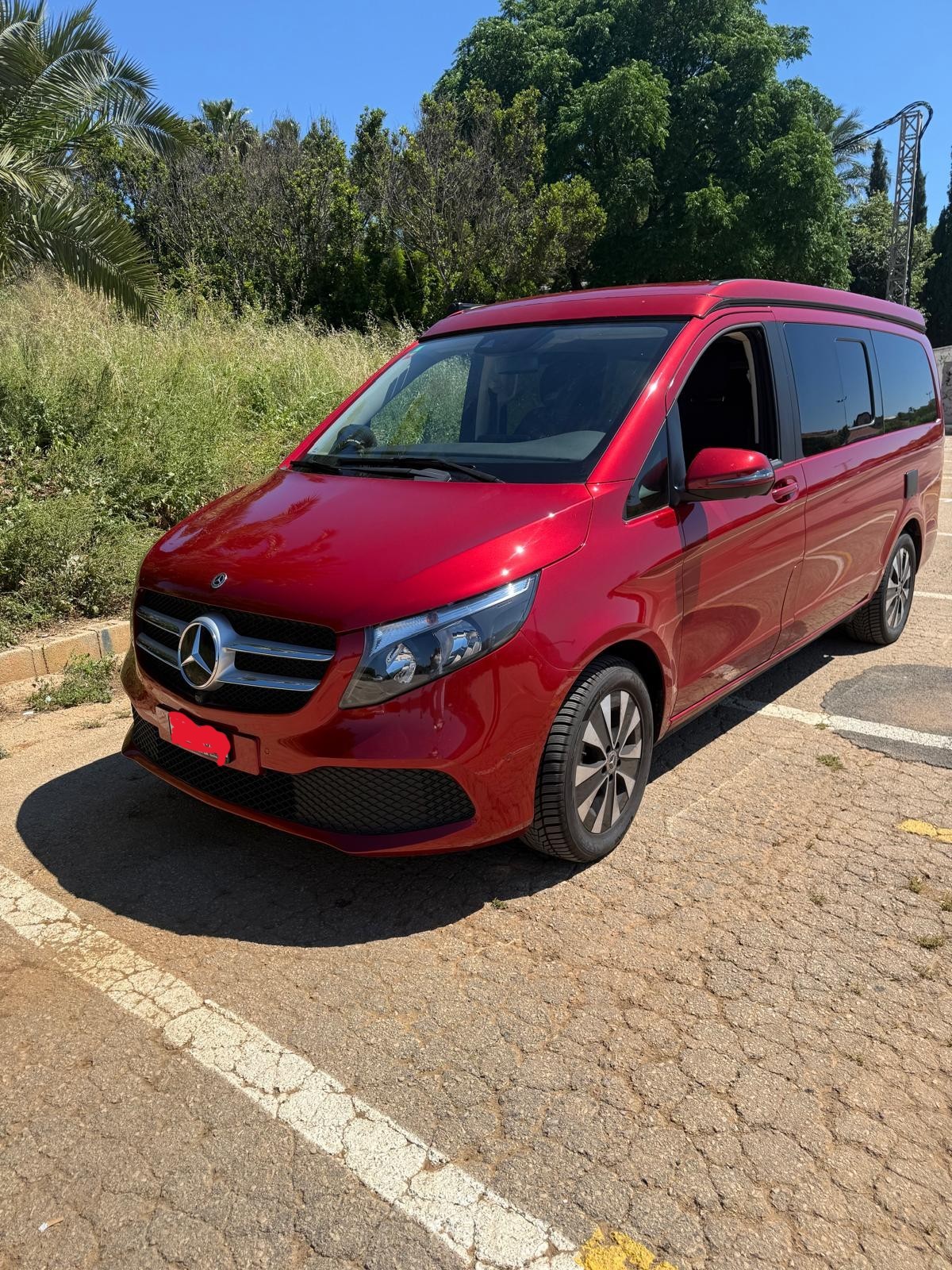 MERCEDES-BENZ 220 d Trend-image-0