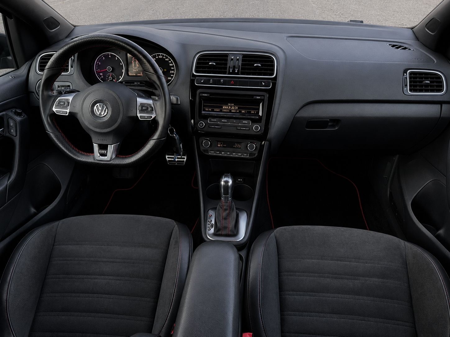 VW Polo 1.4 TSI GTI DSG-image-5