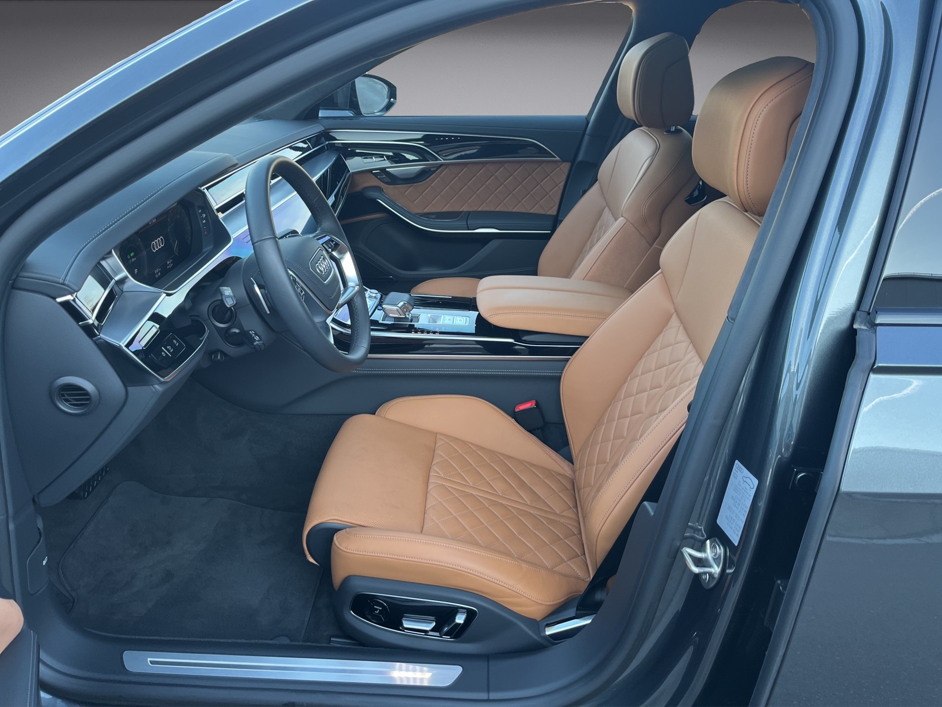 AUDI A8 60 L TFSI e quattro tiptronic*Standklimatisierung, Panodach, Matrix-LED, (5-Jahre Garantie)-image-8