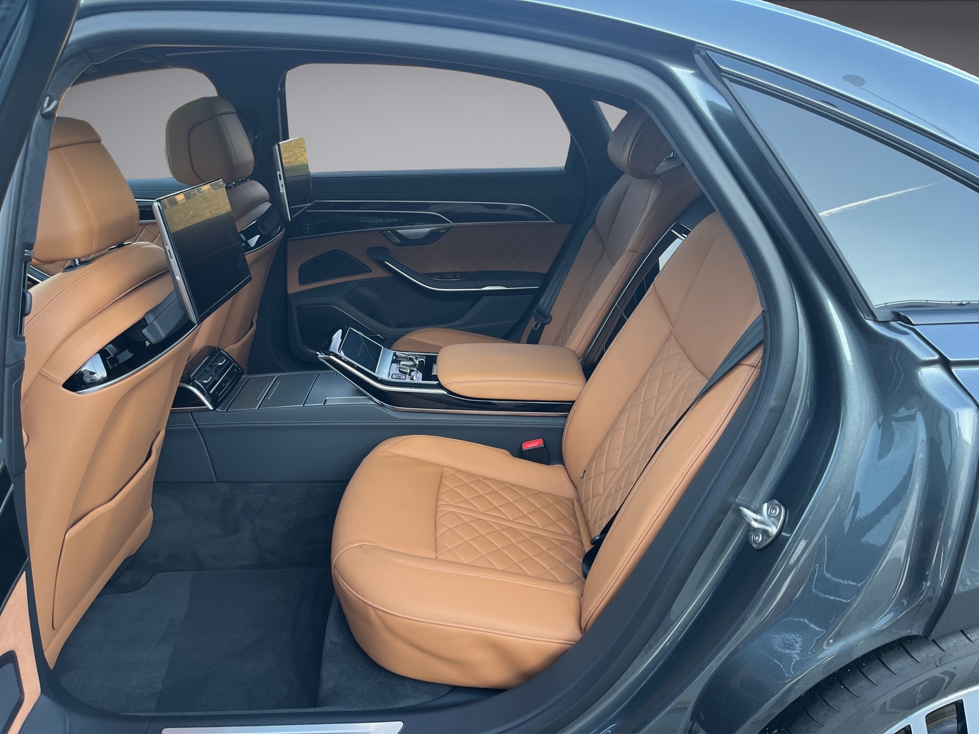 AUDI A8 60 L TFSI e quattro tiptronic*Standklimatisierung, Panodach, Matrix-LED, (5-Jahre Garantie)-image-11