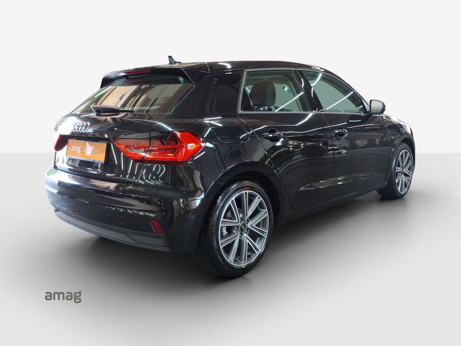 AUDI A1 Sportback 30 TFSI advanced Attraction S-tronic-image-4
