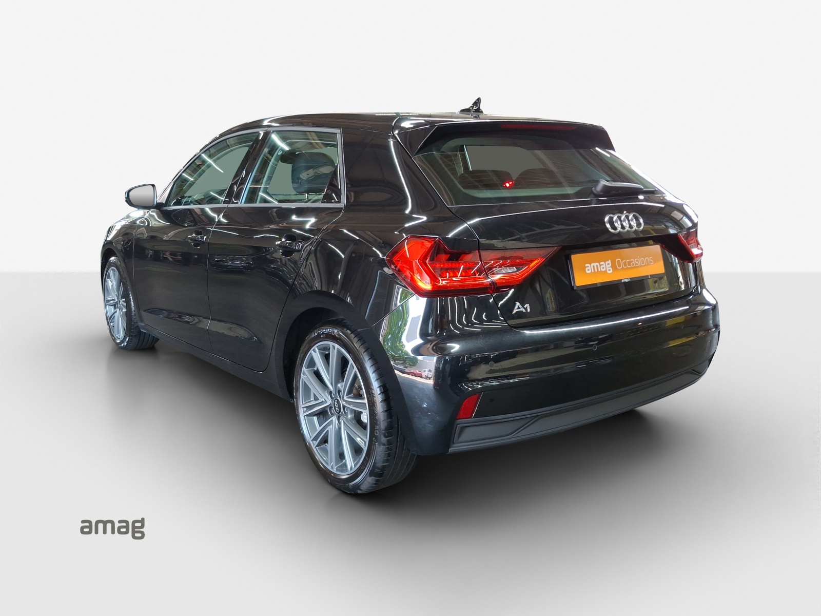 AUDI A1 Sportback 30 TFSI advanced Attraction S-tronic-showroom-element-2