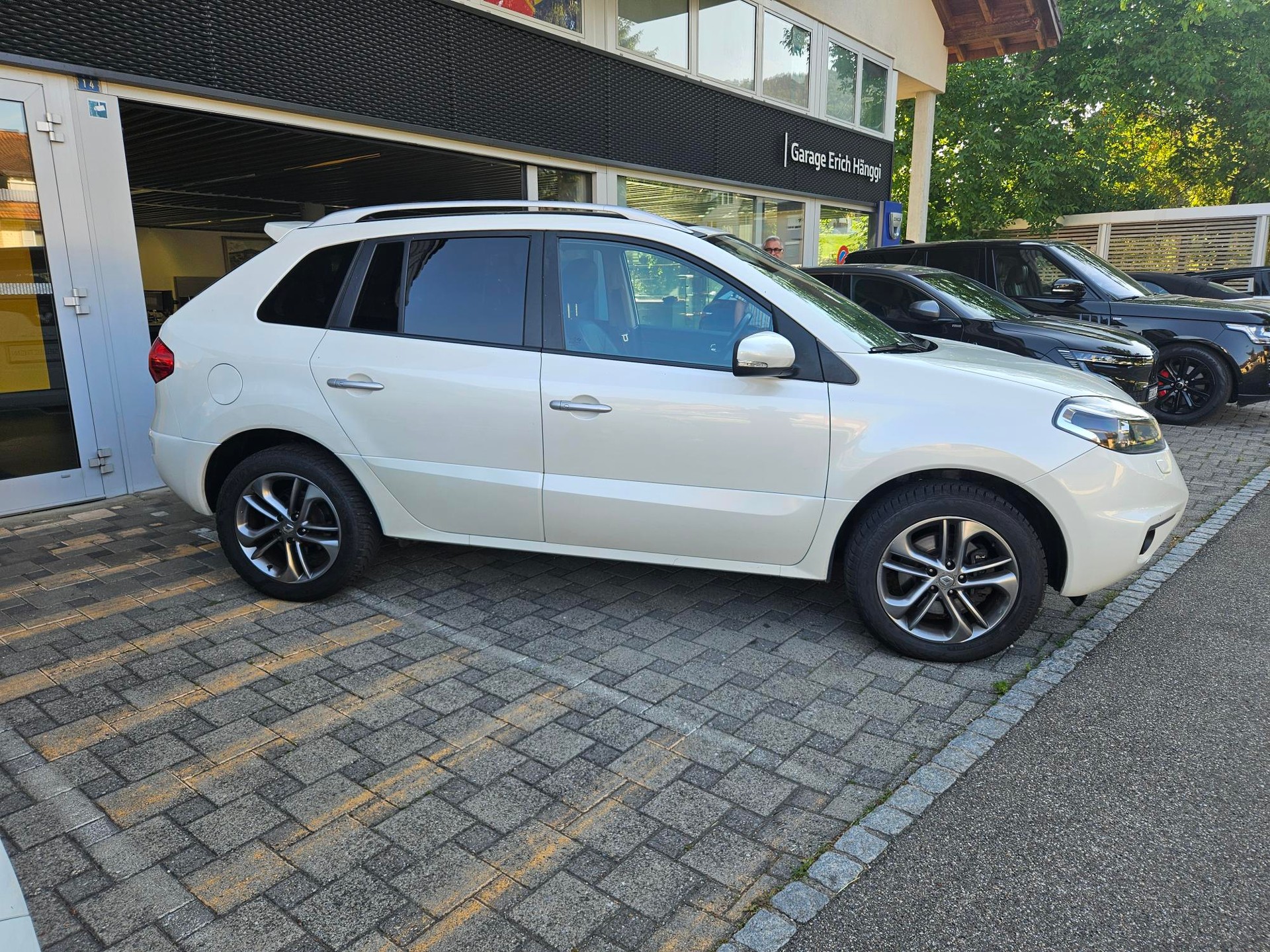 RENAULT Koleos 2.0 dCi Exception 4x4 Automatic-image-5