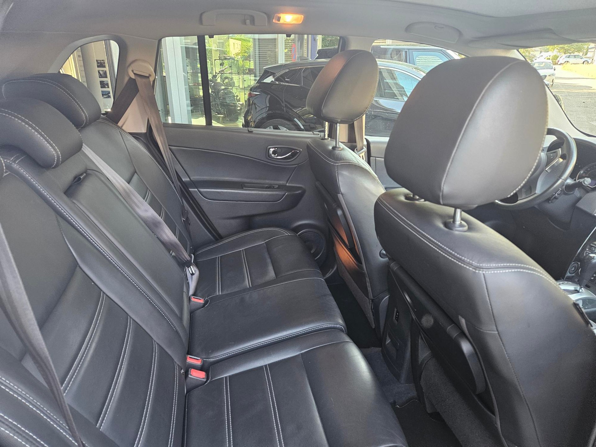 RENAULT Koleos 2.0 dCi Exception 4x4 Automatic-image-8